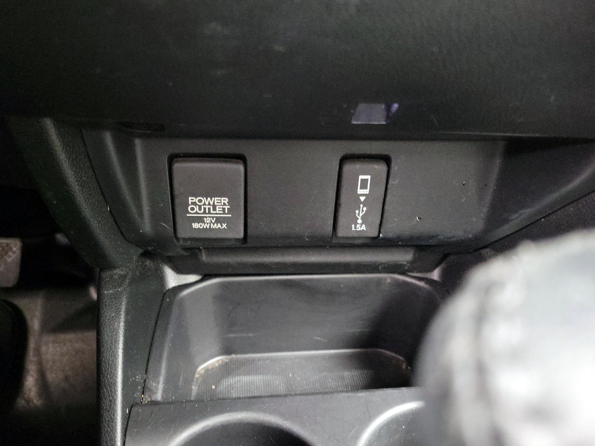 Thumbnail: 2018 Honda Fit - 18