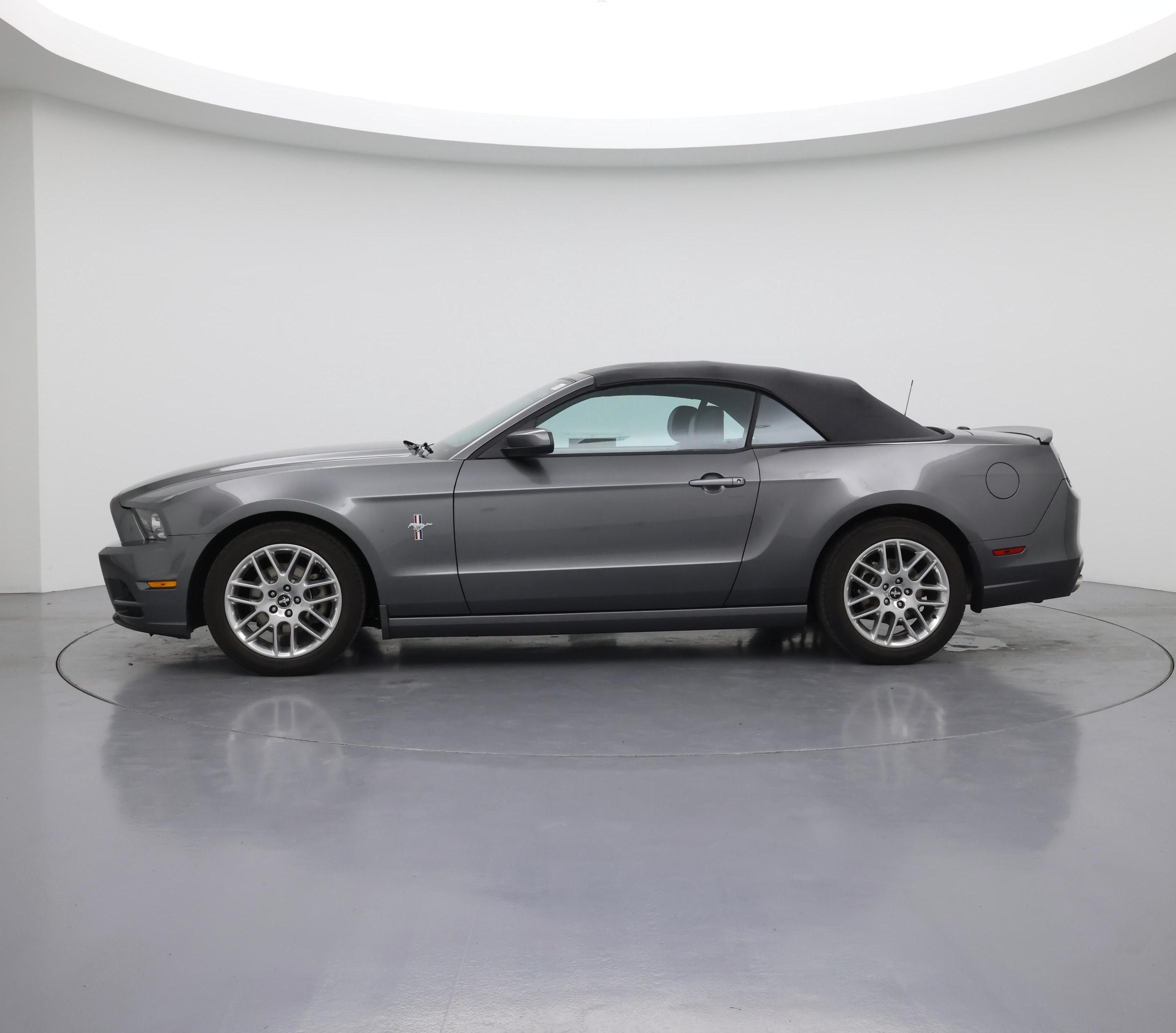 Thumbnail: 2014 Ford Mustang - 3