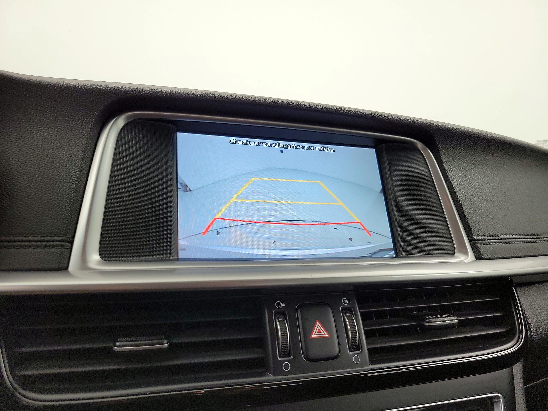 Thumbnail: 2020 Kia Optima - 14