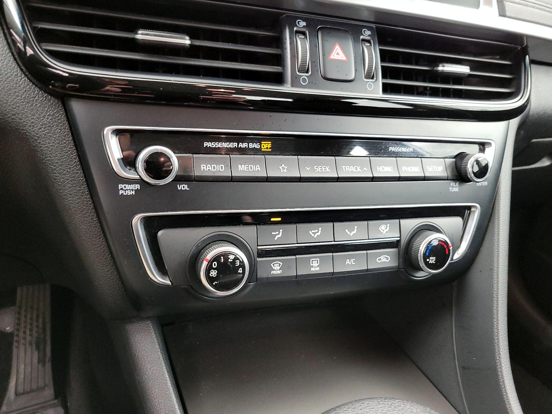 Thumbnail: 2020 Kia Optima - 16