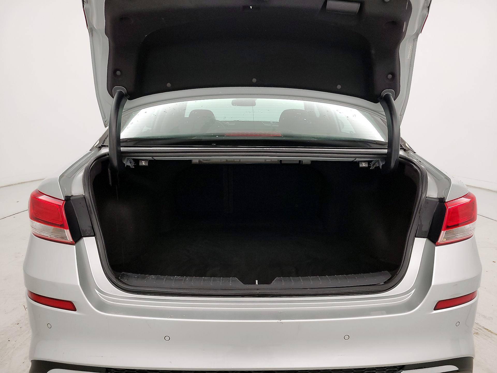 Thumbnail: 2020 Kia Optima - 20