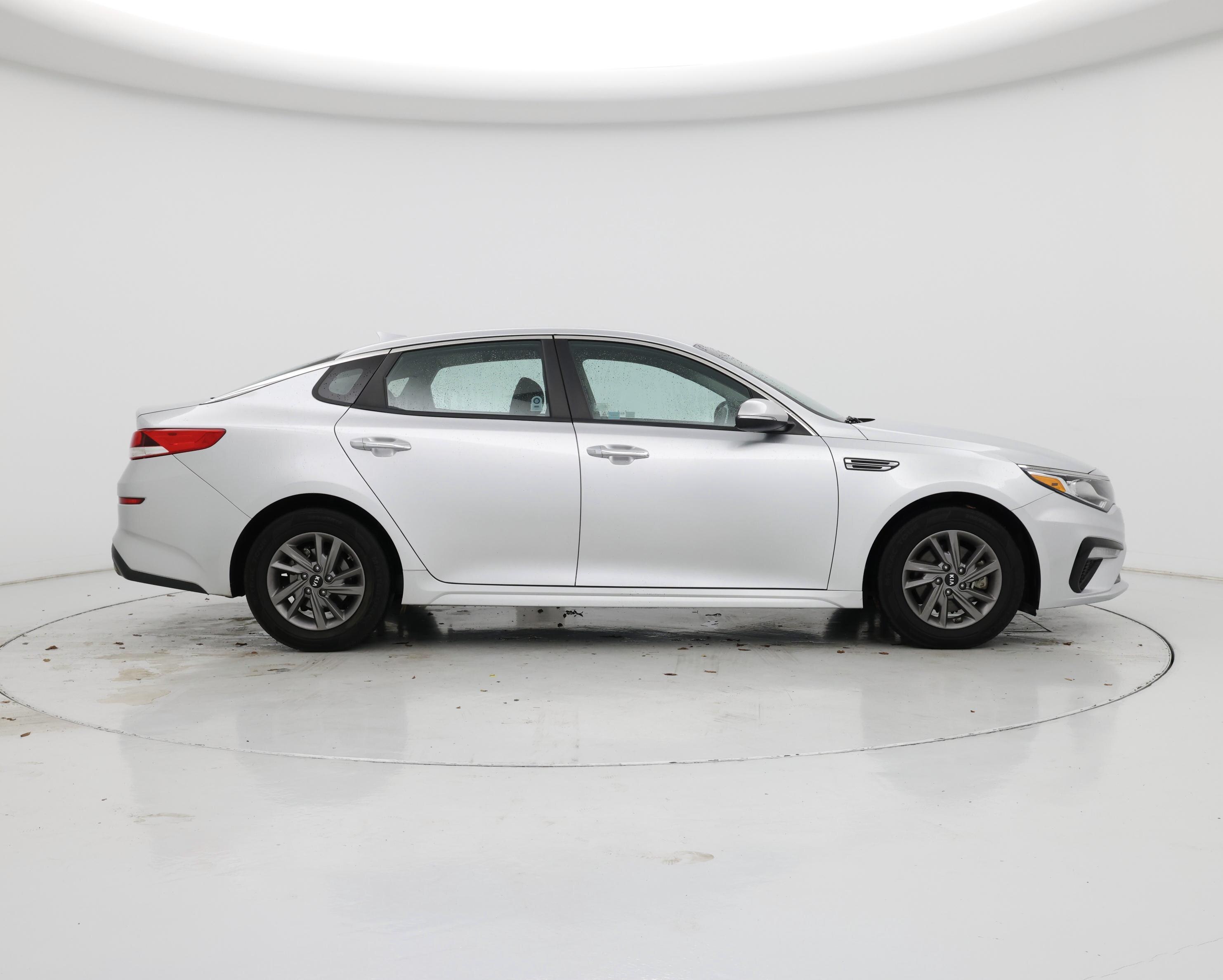 Thumbnail: 2020 Kia Optima - 7