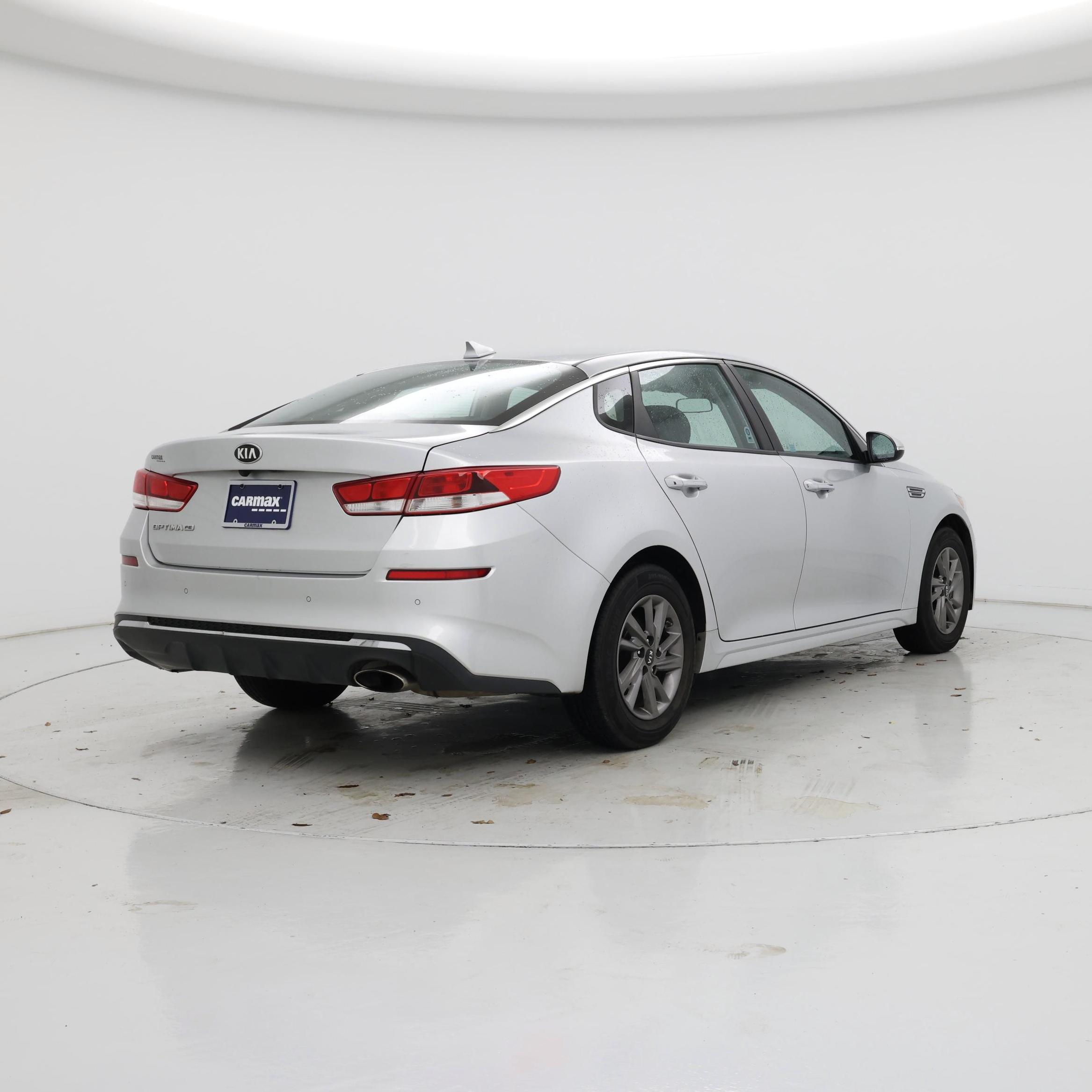 Thumbnail: 2020 Kia Optima - 8