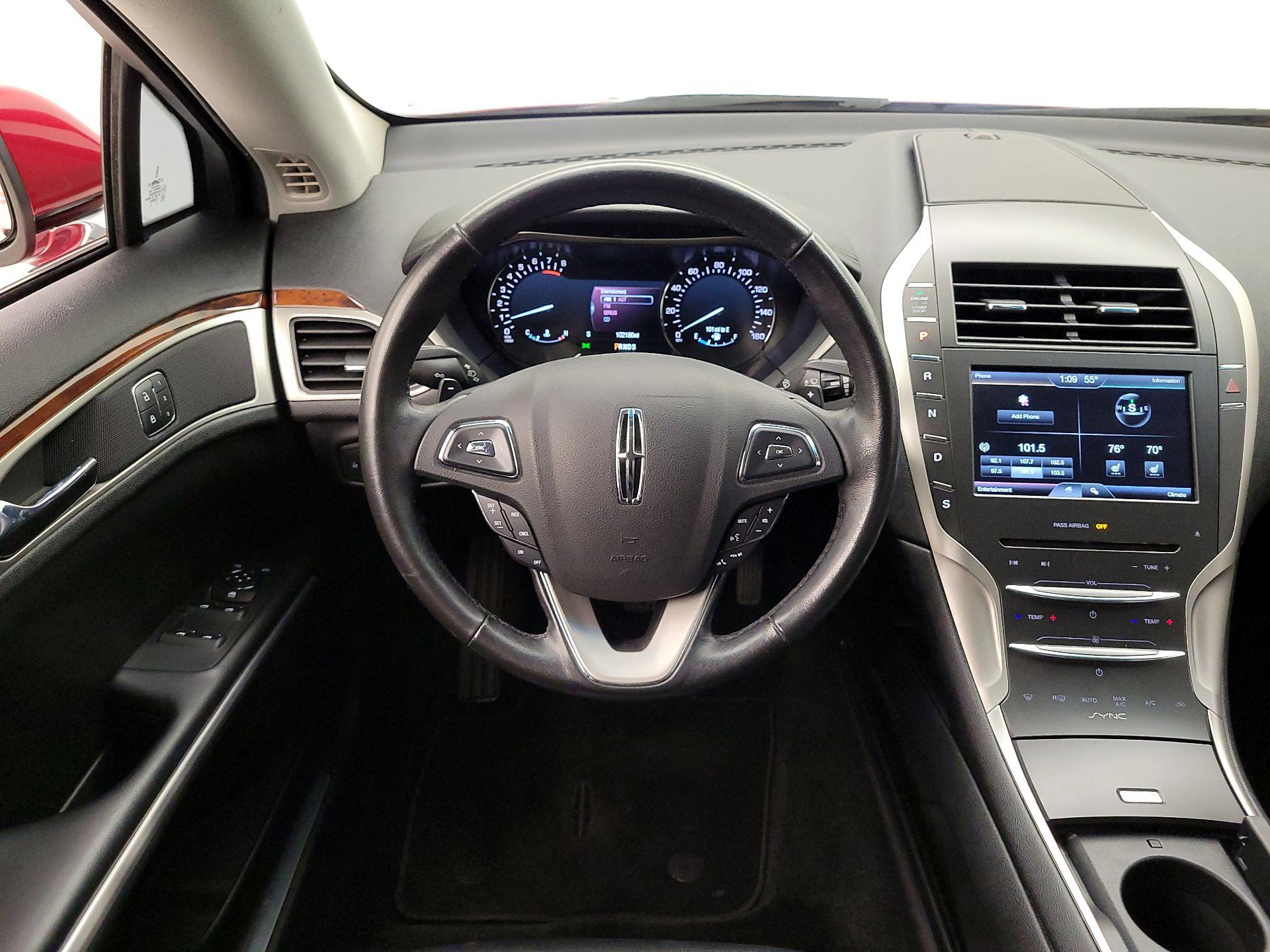 Thumbnail: 2016 Lincoln MKZ - 10