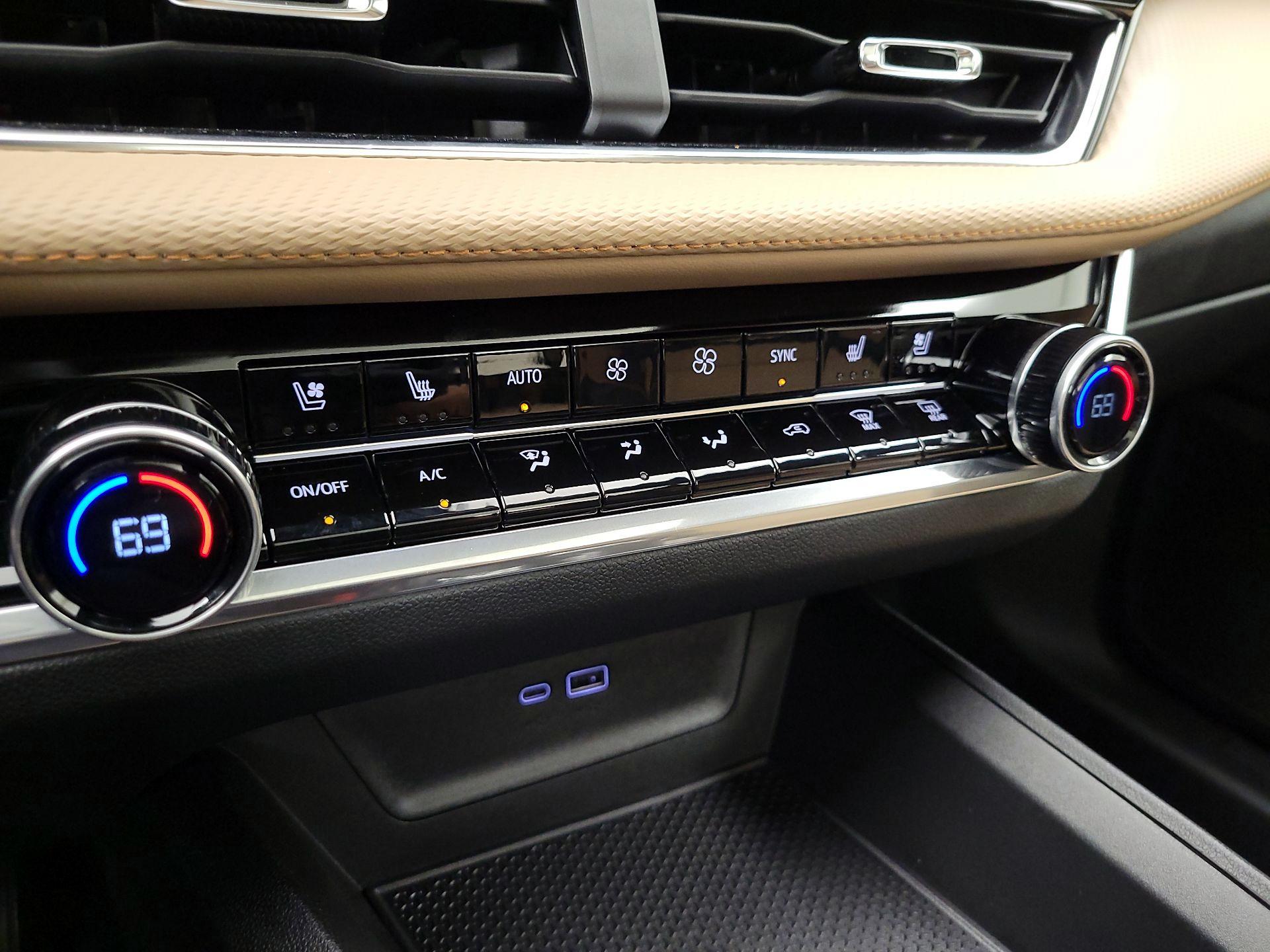 Thumbnail: 2026 Chevrolet Equinox - 17