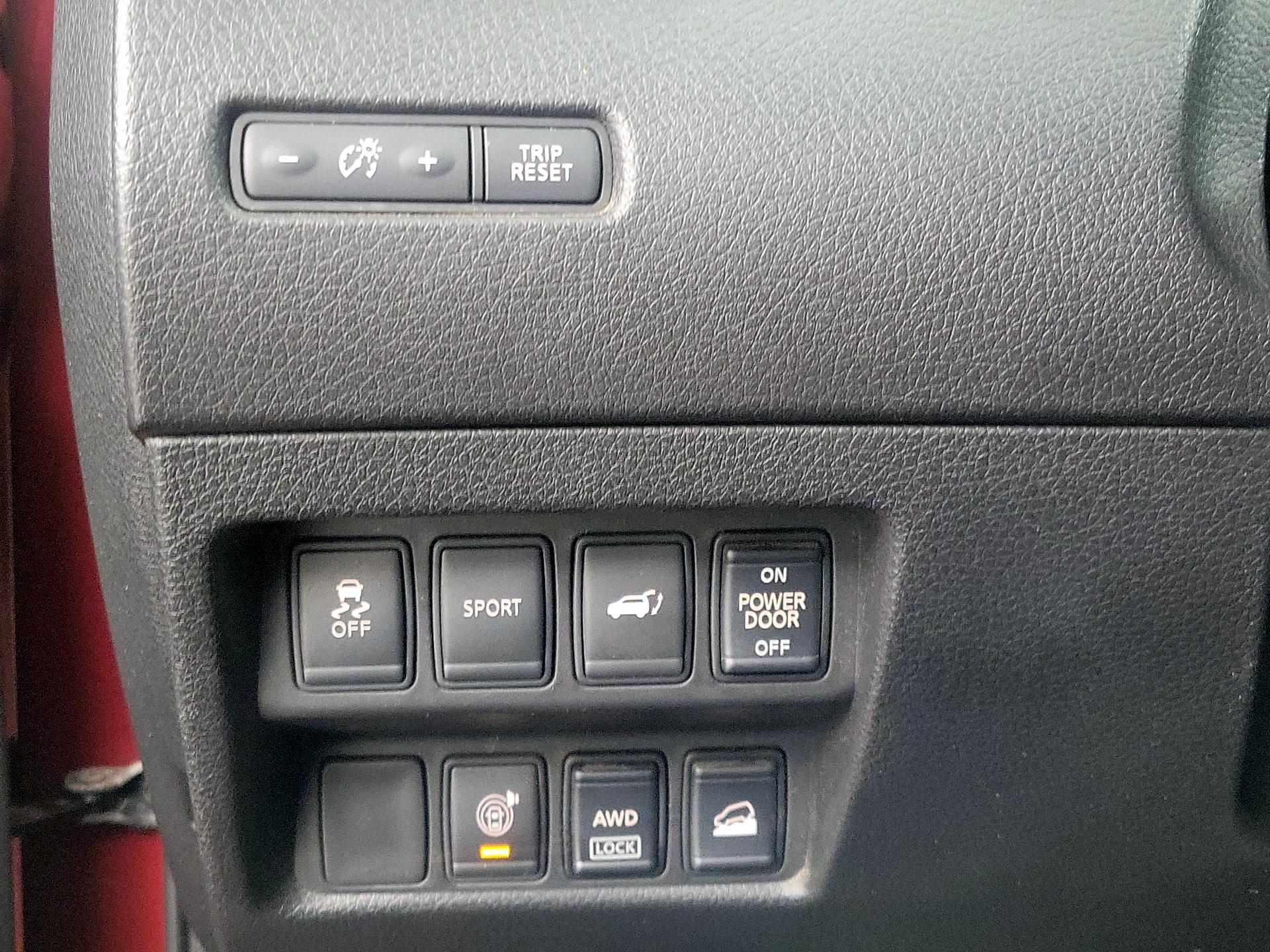 Thumbnail: 2014 Nissan Rogue - 13