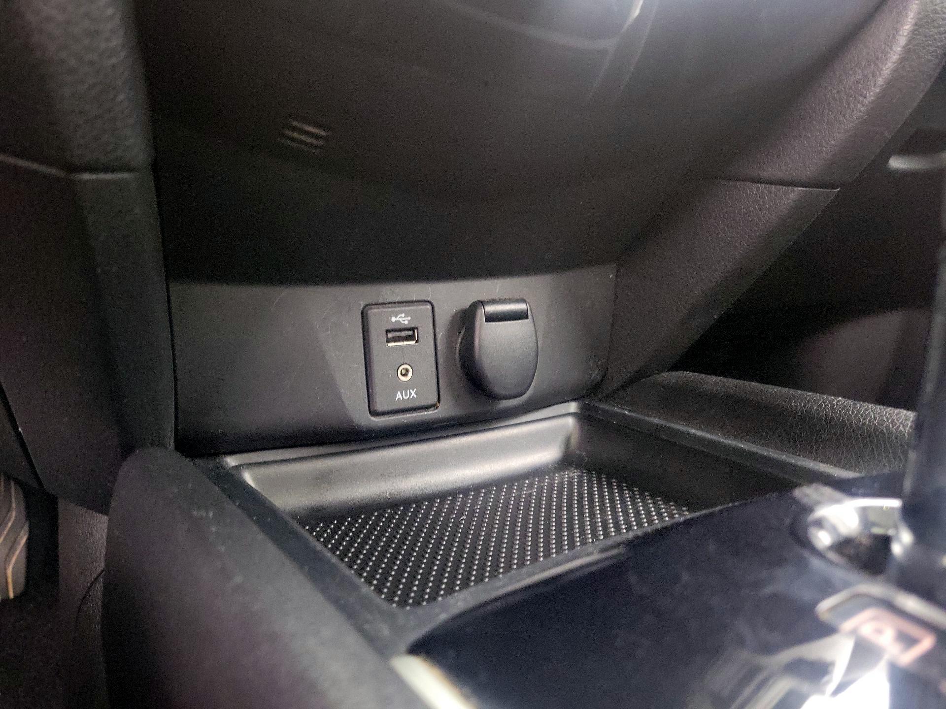 Thumbnail: 2014 Nissan Rogue - 19