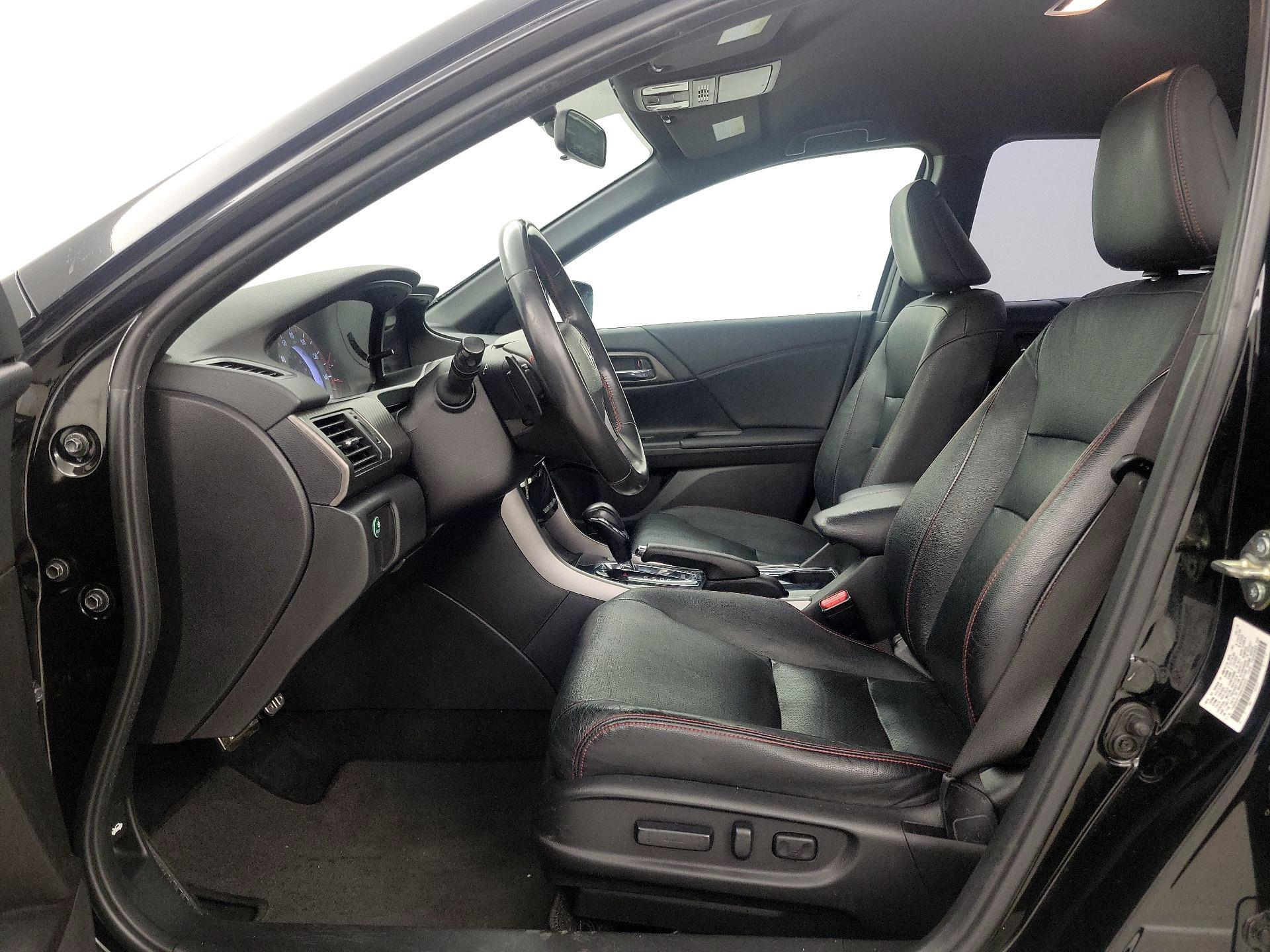 Thumbnail: 2017 Honda Accord - 11