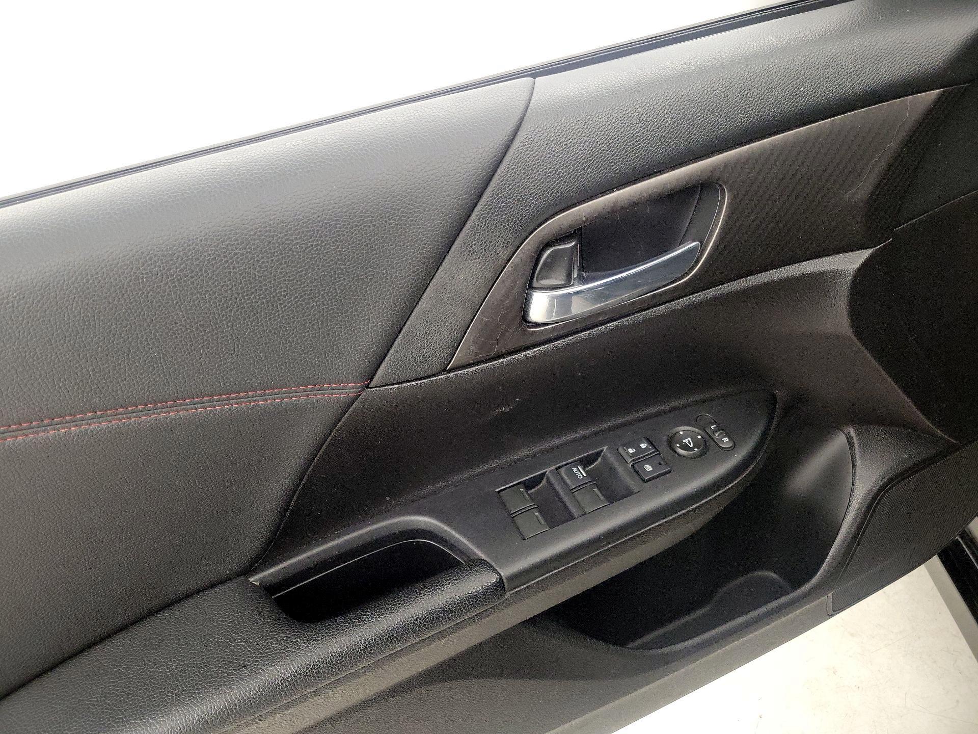 Thumbnail: 2017 Honda Accord - 12