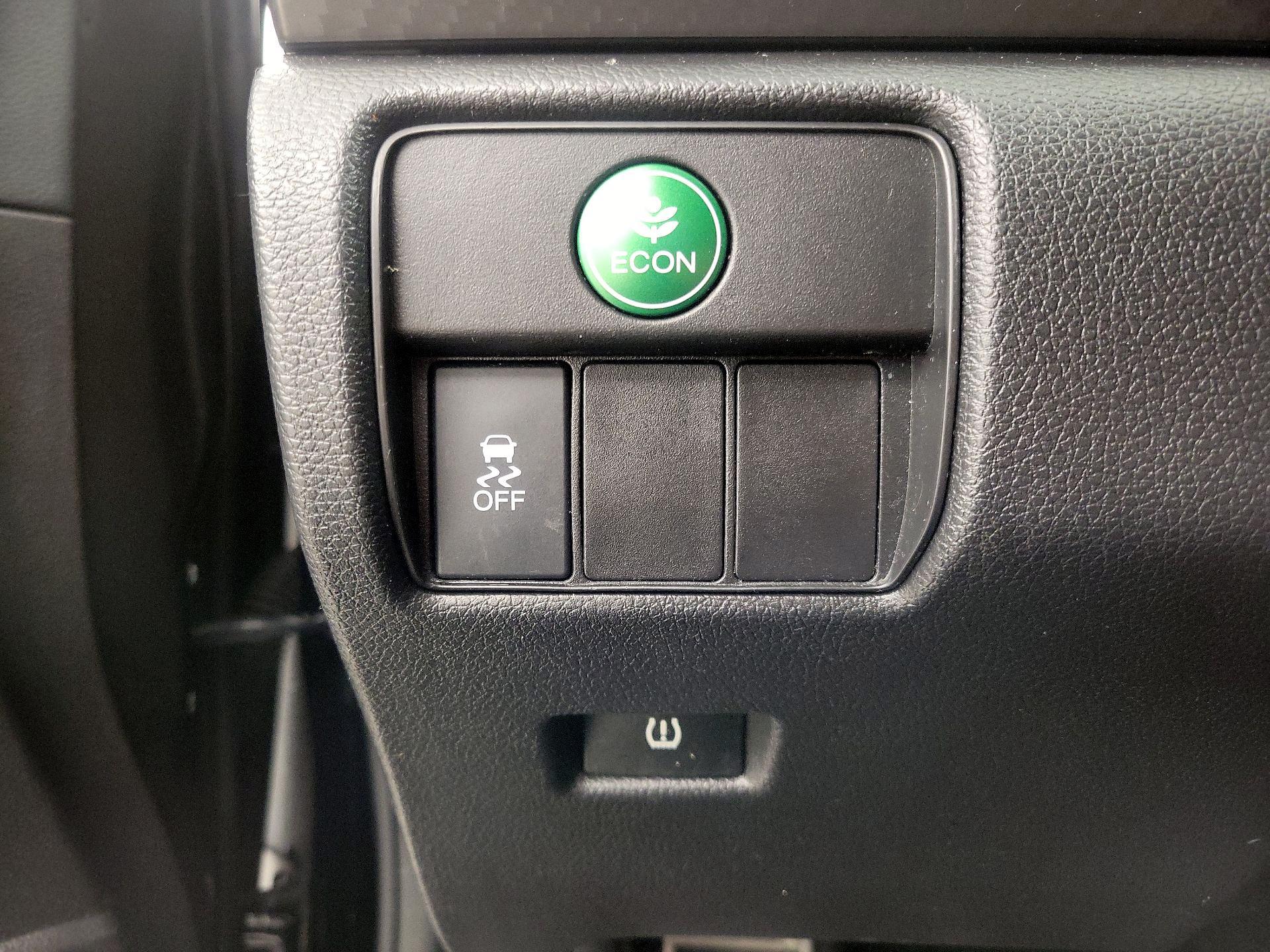 Thumbnail: 2017 Honda Accord - 13