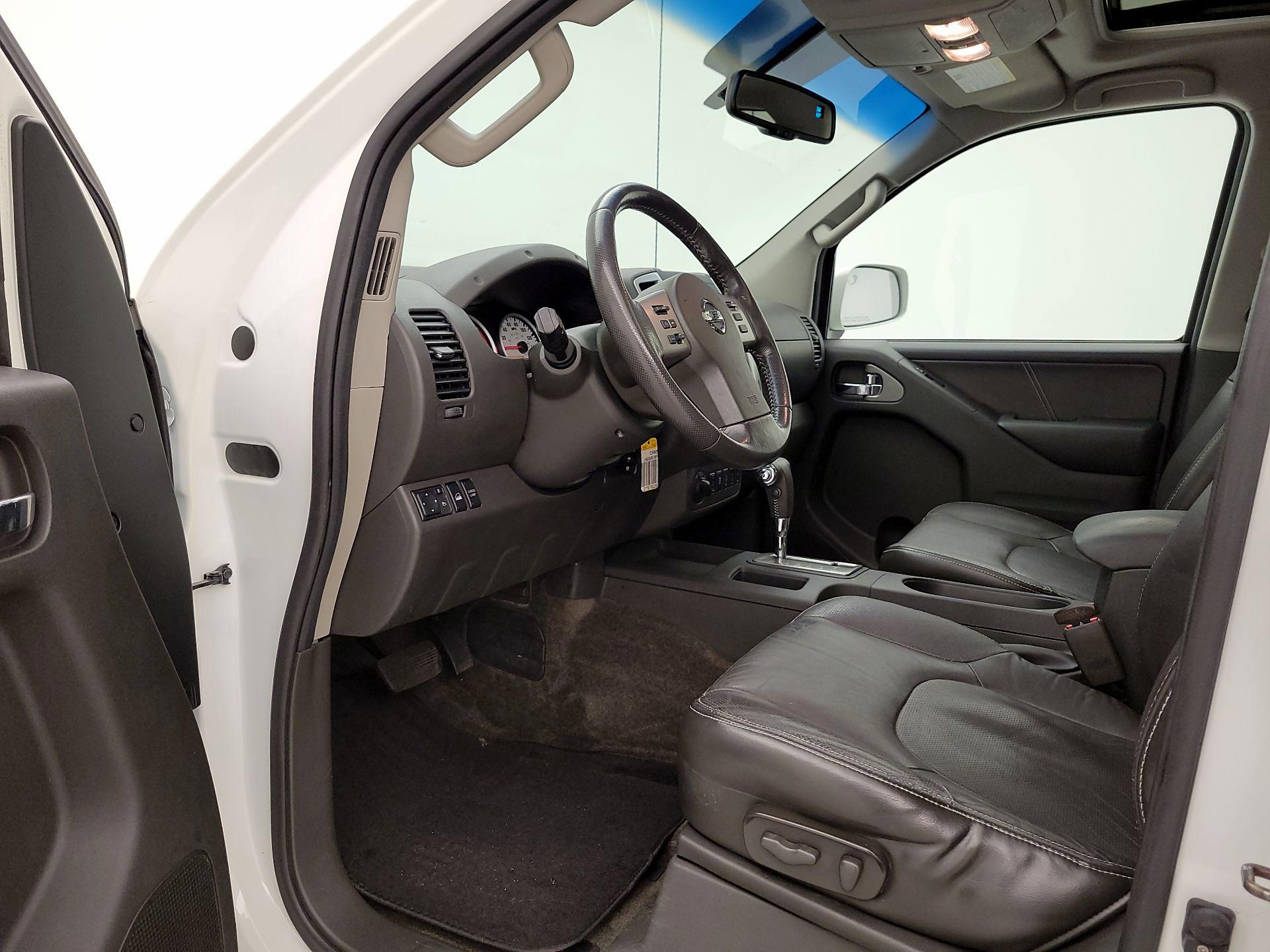 Thumbnail: 2015 Nissan Frontier - 11