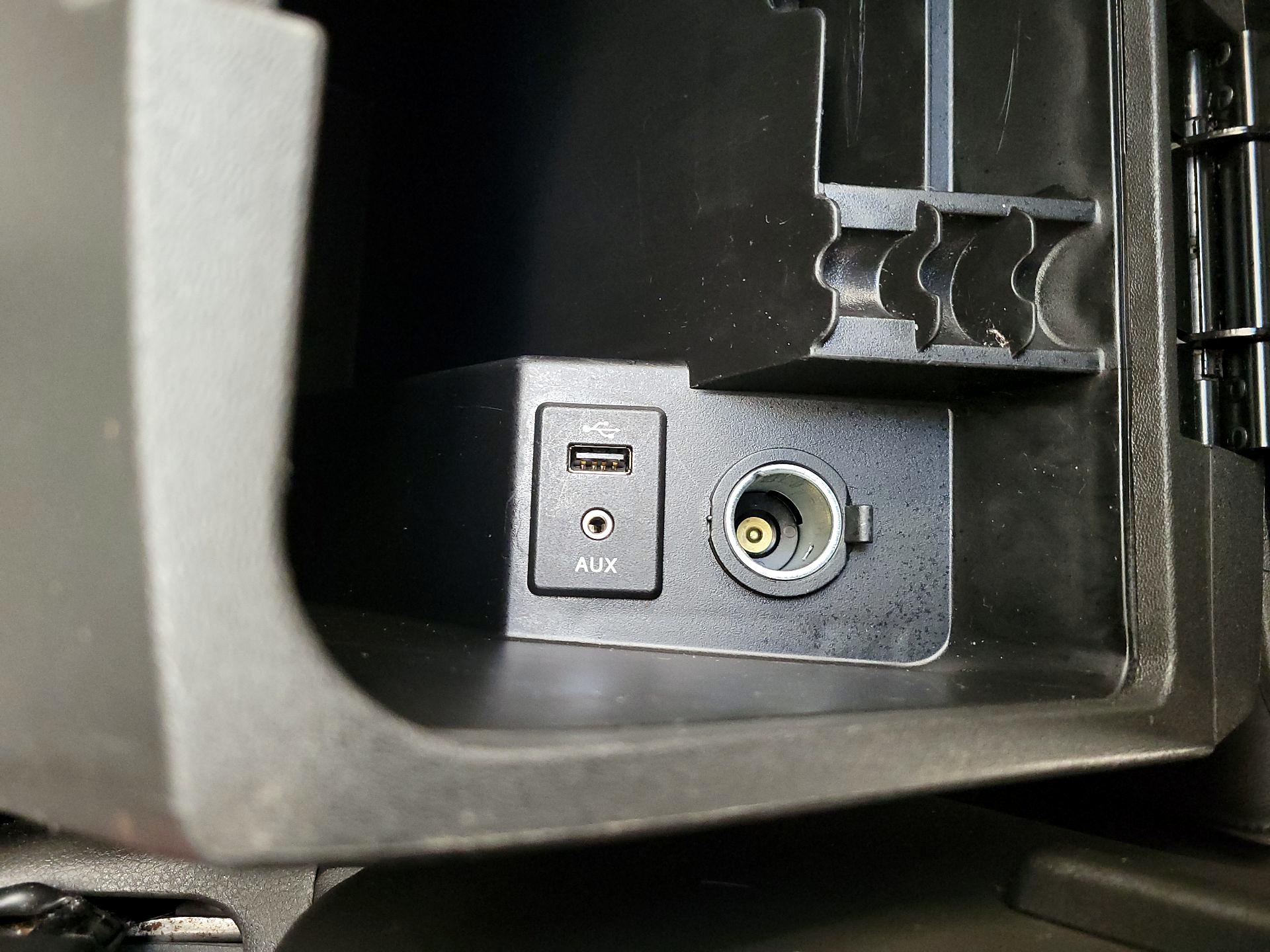 Thumbnail: 2015 Nissan Frontier - 18