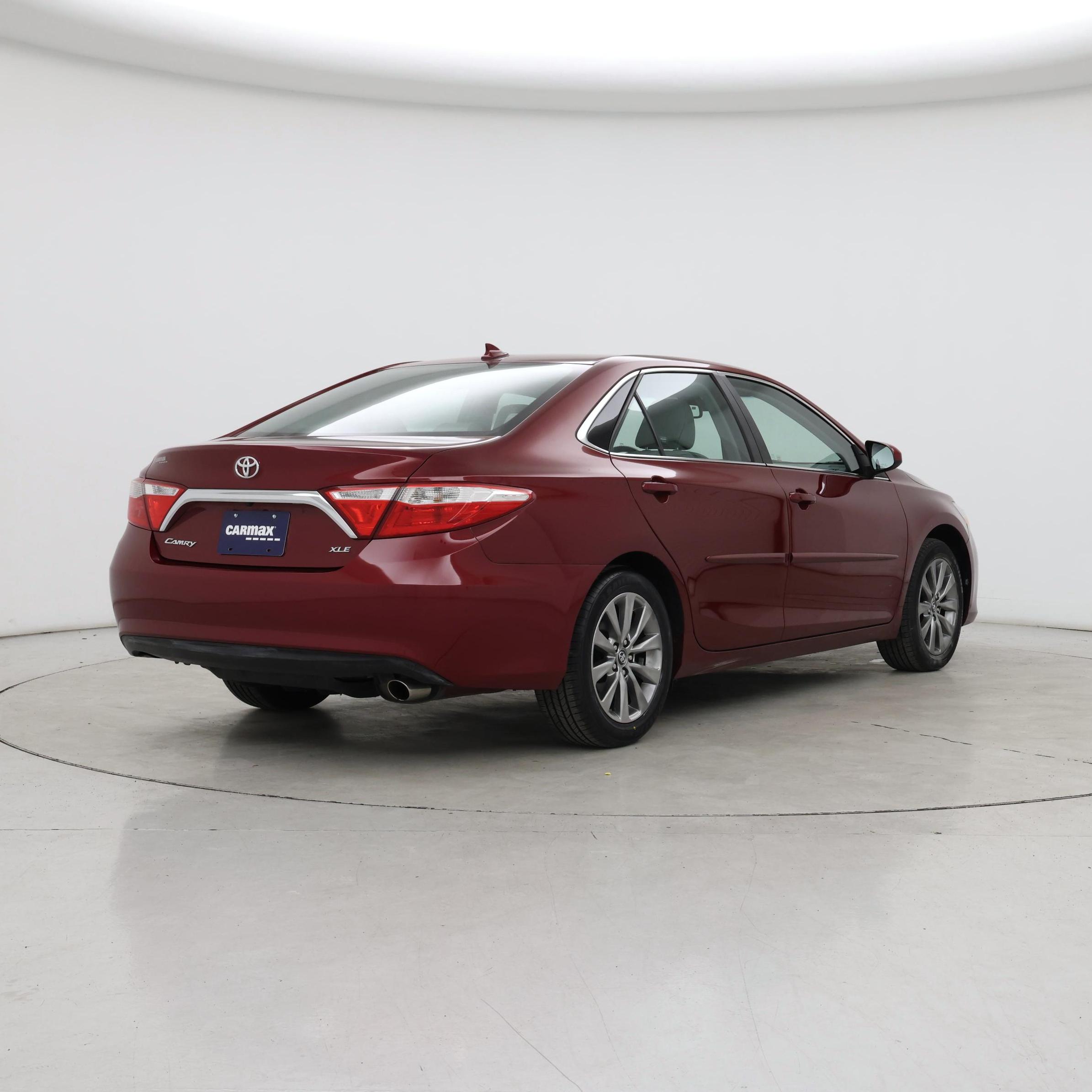 Thumbnail: 2017 Toyota Camry - 8