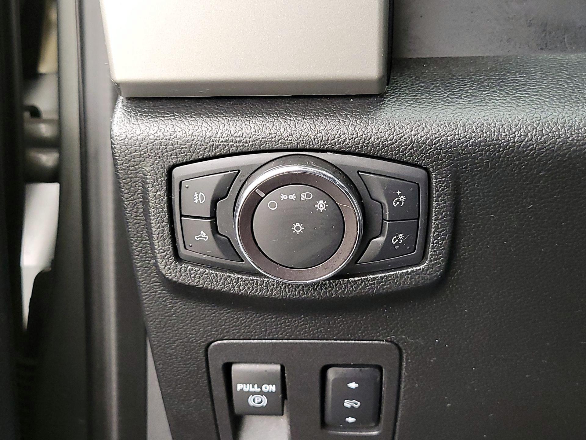 Thumbnail: 2019 Ford F-150 - 13