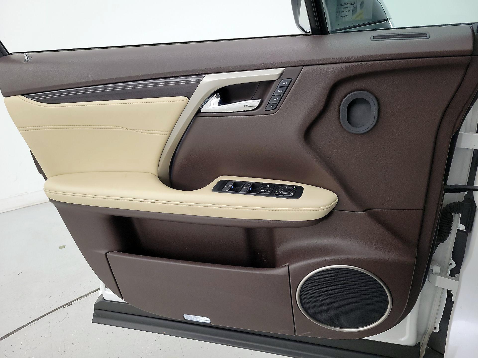 Thumbnail: 2020 Lexus RX - 12