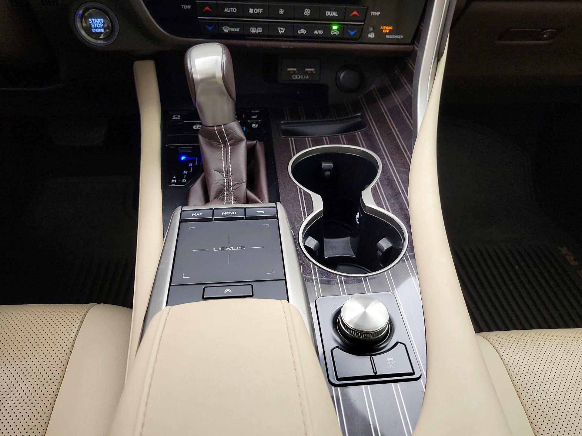 Thumbnail: 2020 Lexus RX - 18