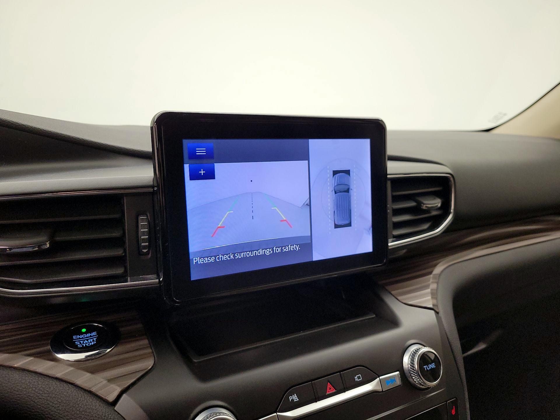 Thumbnail: 2020 Ford Explorer - 15