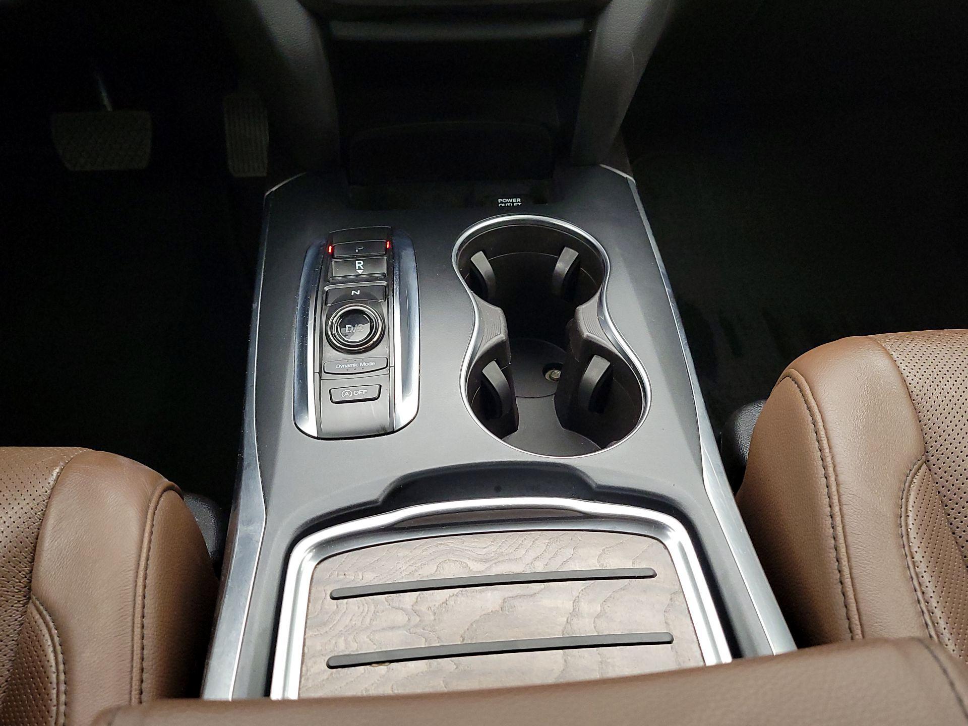 Thumbnail: 2019 Acura MDX - 18