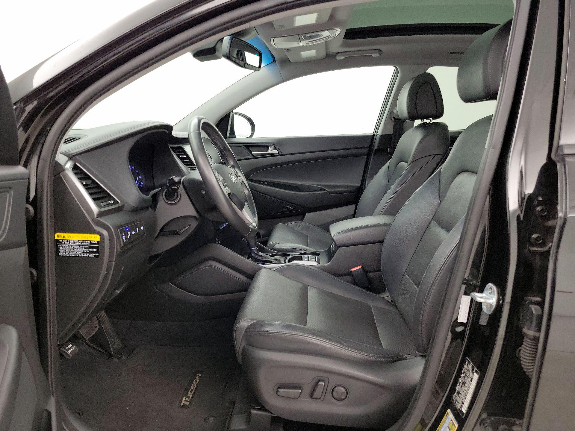 Thumbnail: 2017 Hyundai Tucson - 11