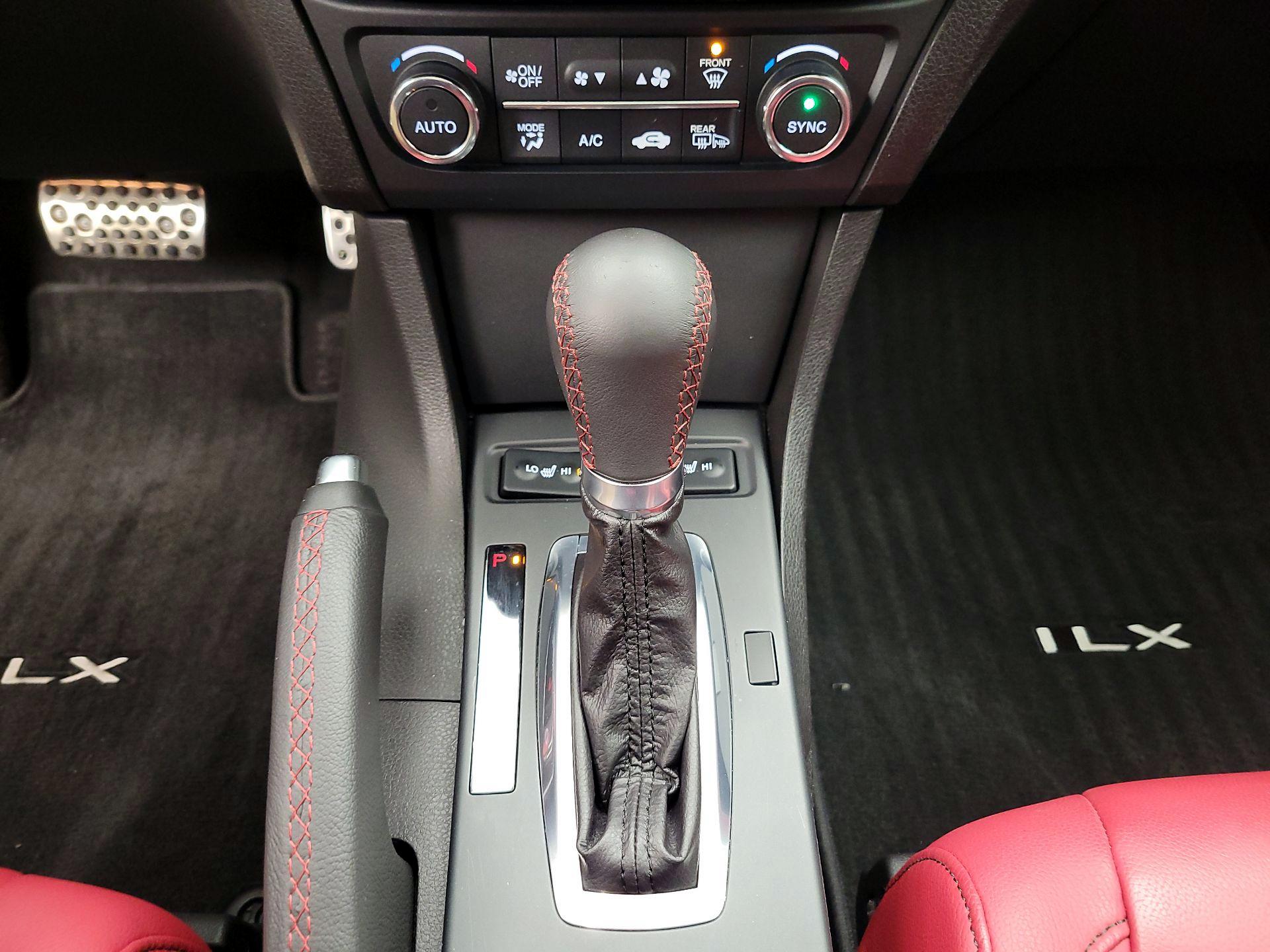 Thumbnail: 2022 Acura ILX - 17