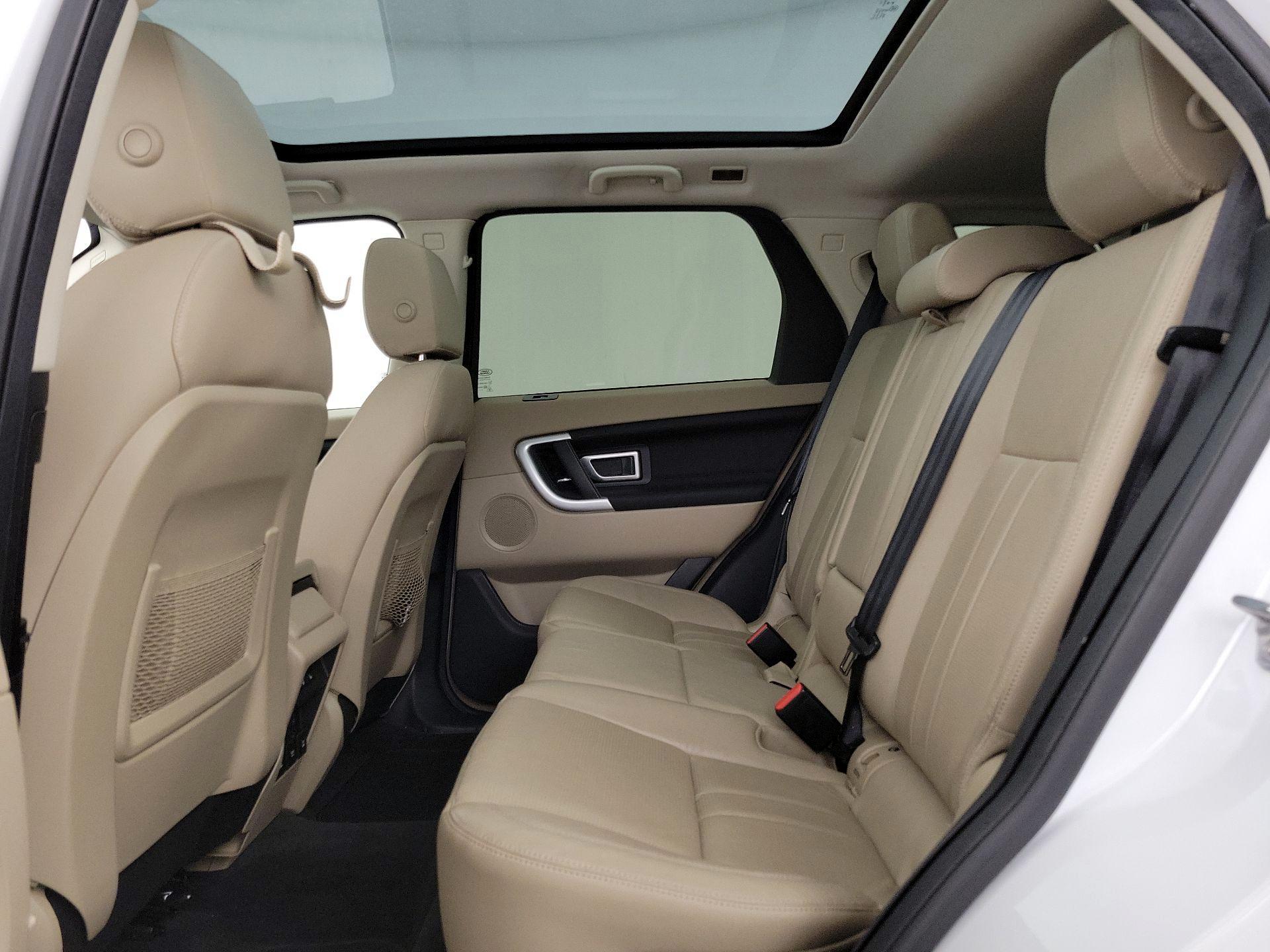 Thumbnail: 2018 Land Rover Discovery Sport - 20