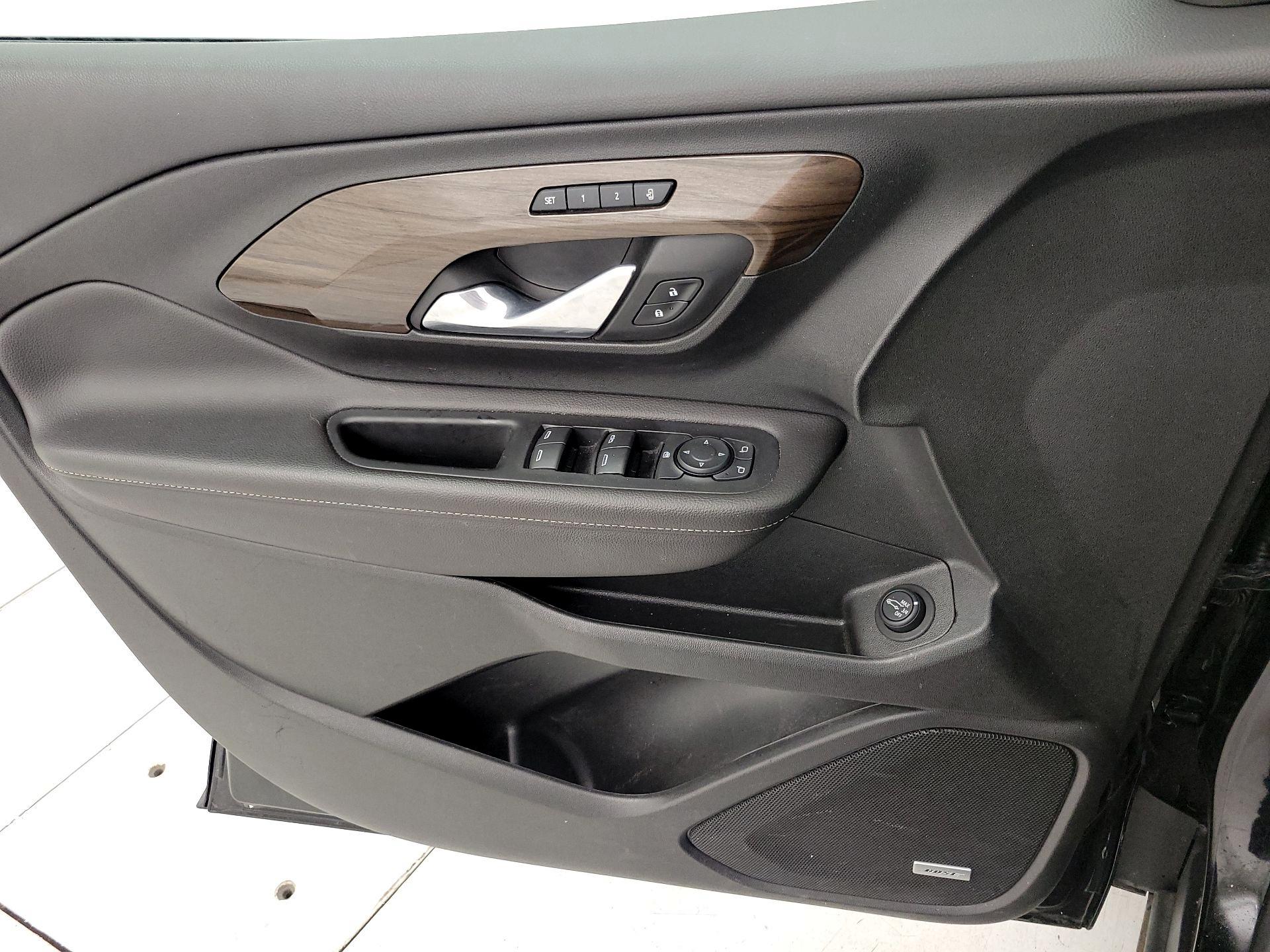 Thumbnail: 2020 GMC Terrain - 12