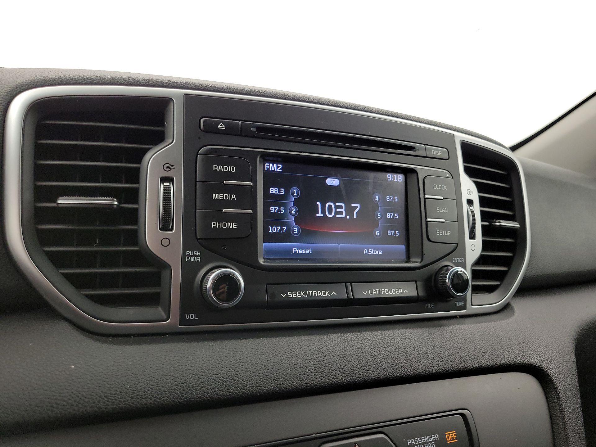 Thumbnail: 2019 Kia Sportage - 15