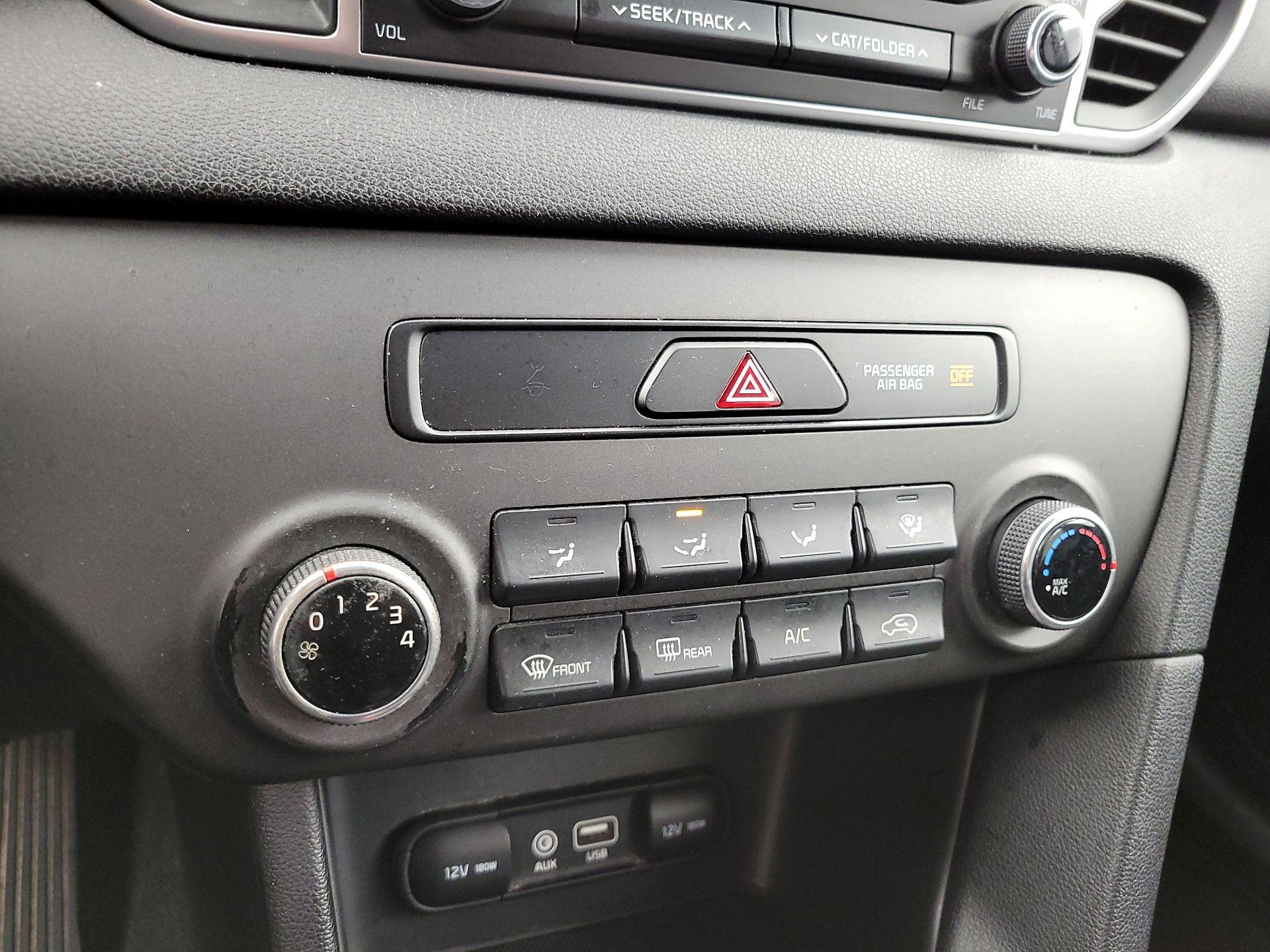 Thumbnail: 2019 Kia Sportage - 16