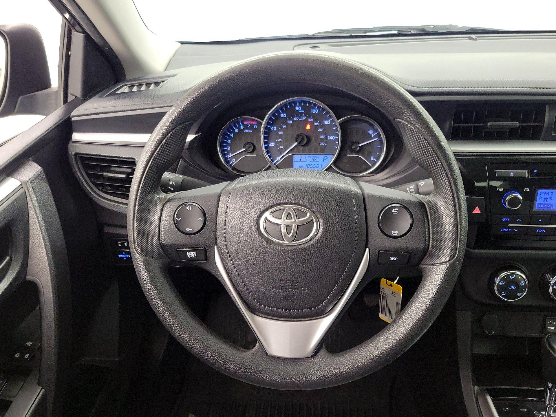 Thumbnail: 2015 Toyota Corolla - 10