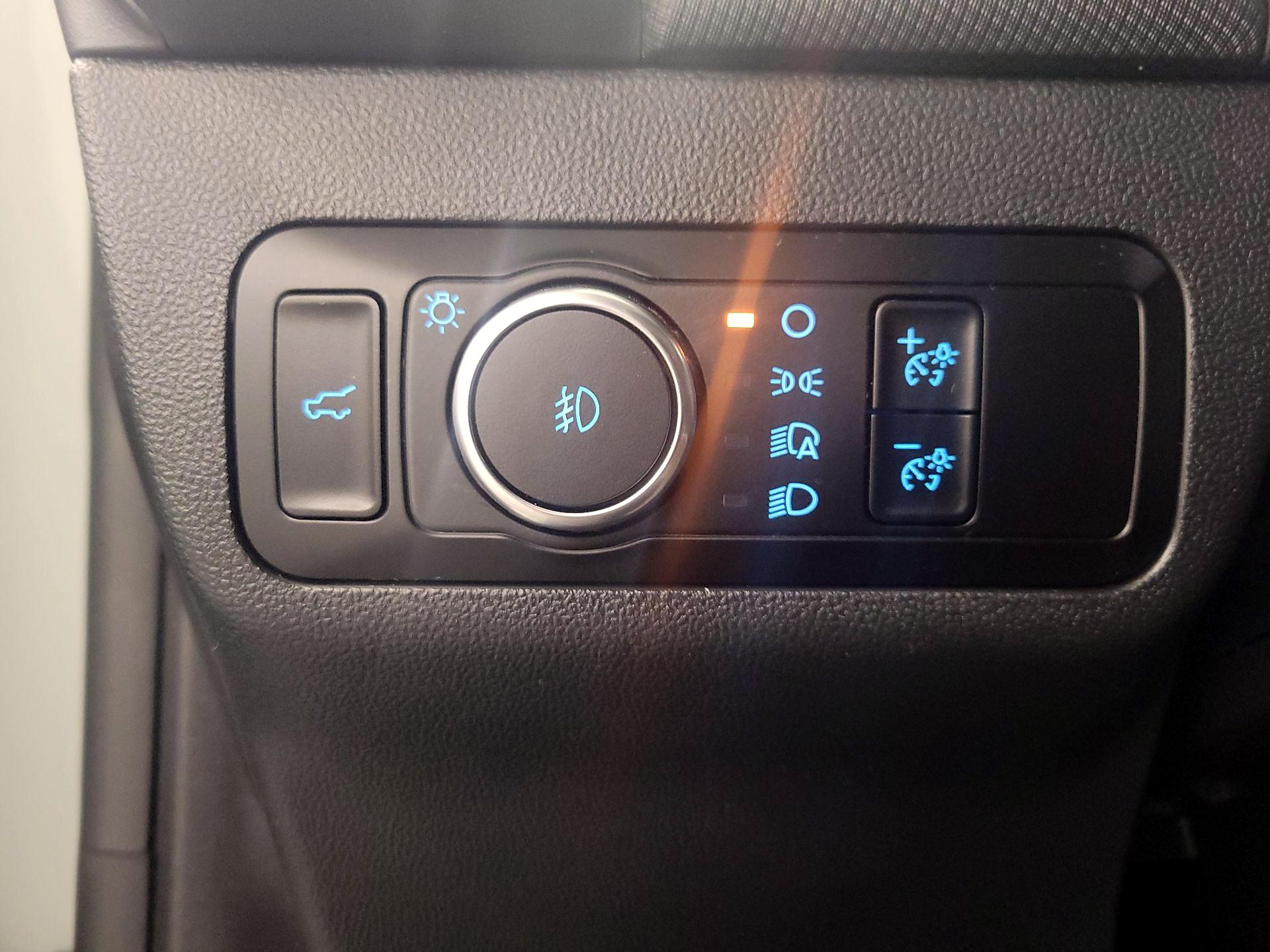 Thumbnail: 2023 Ford Bronco Sport - 13