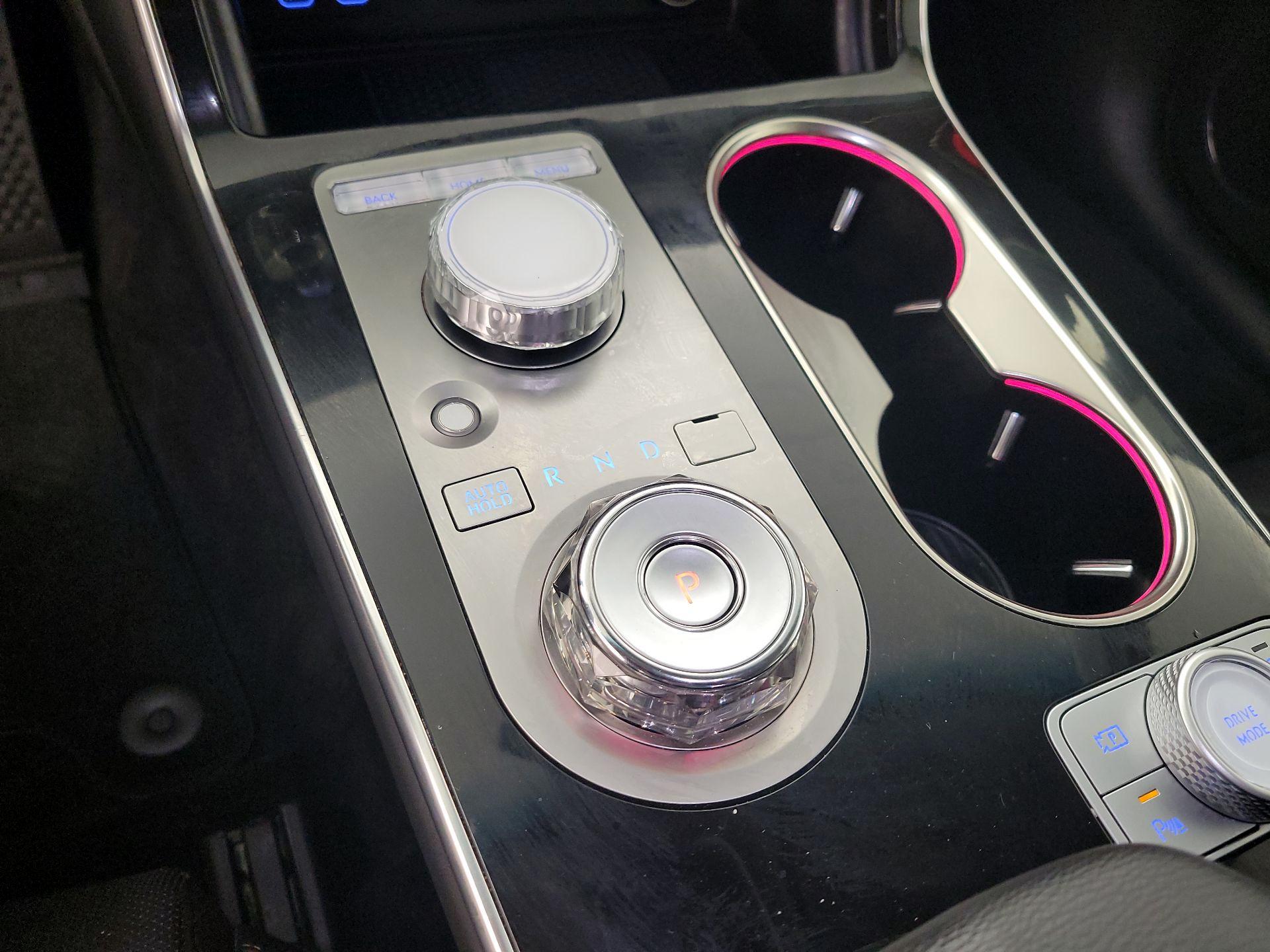 Thumbnail: 2025 Genesis GV80 - 18