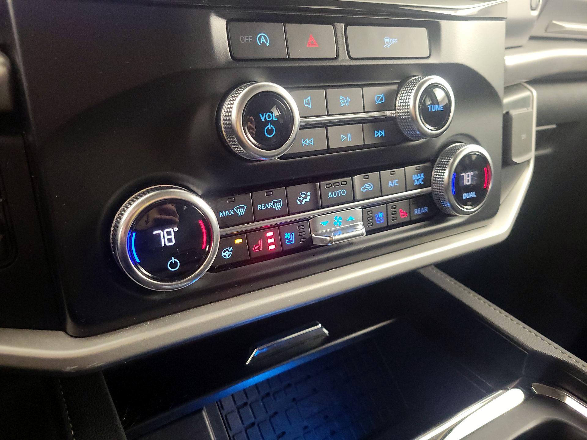 Thumbnail: 2024 Ford Expedition MAX - 17