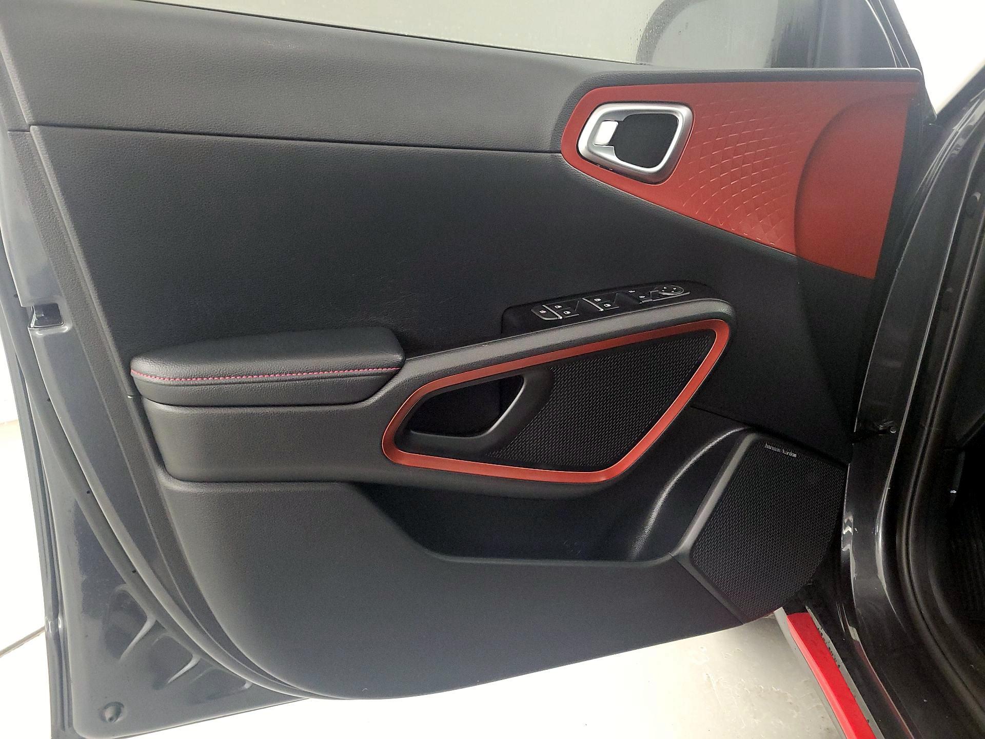 Thumbnail: 2021 Kia Soul - 12