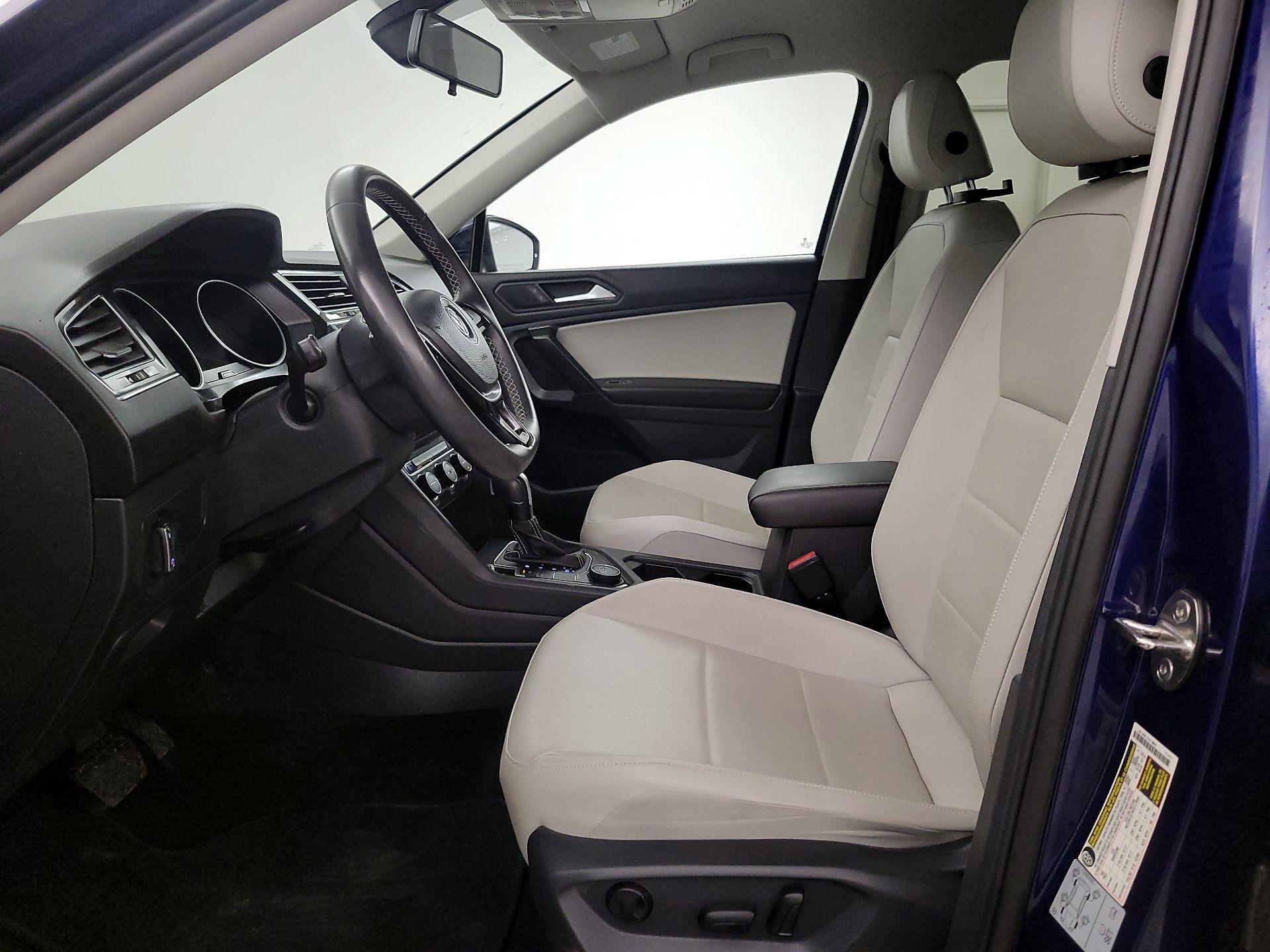 Thumbnail: 2021 Volkswagen Tiguan - 11