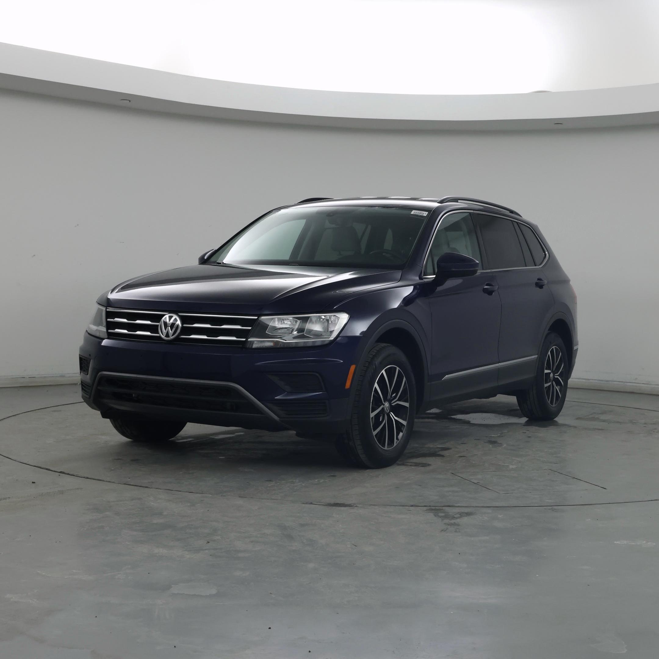 Thumbnail: 2021 Volkswagen Tiguan - 4