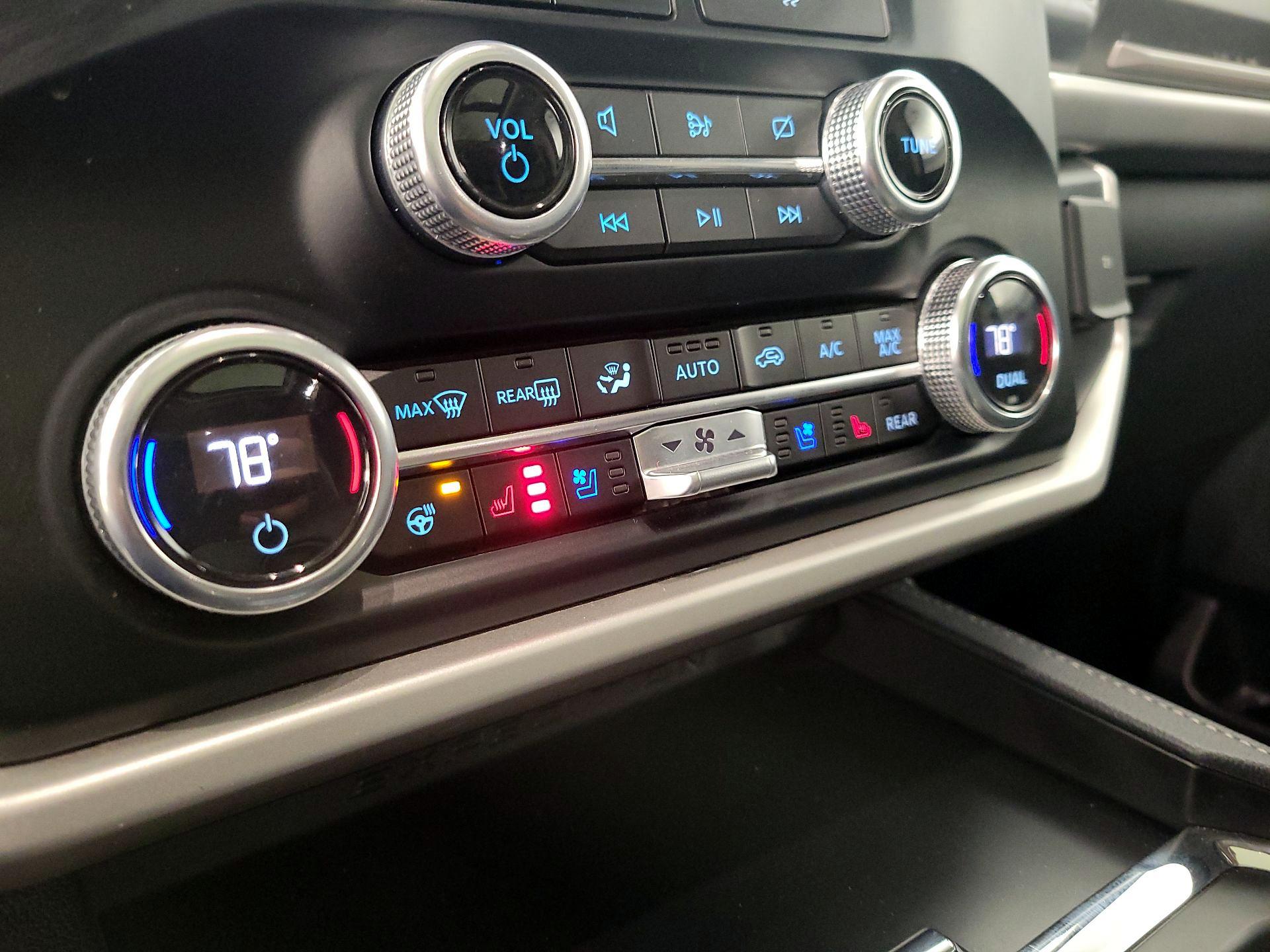 Thumbnail: 2024 Ford Expedition MAX - 17