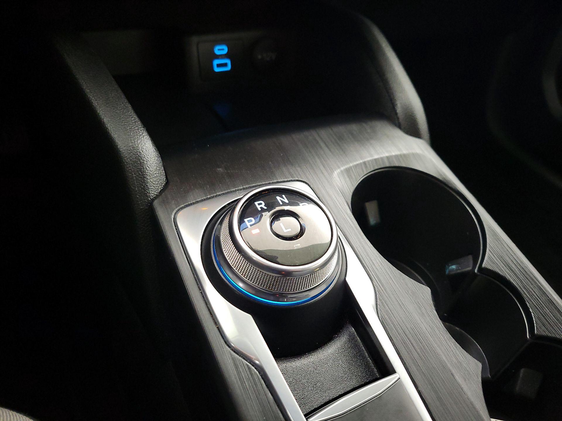 Thumbnail: 2022 Ford Escape - 17