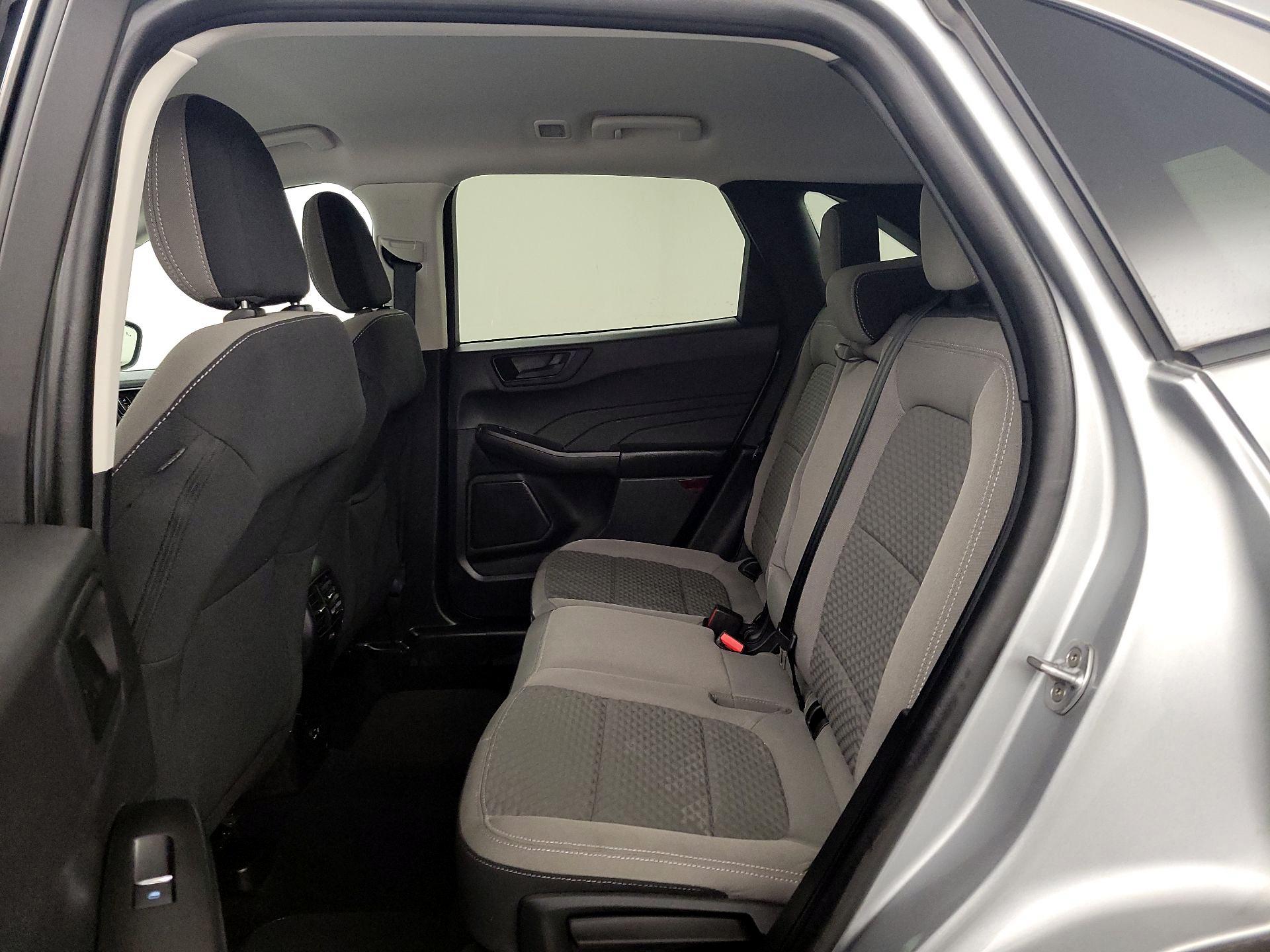 Thumbnail: 2022 Ford Escape - 20