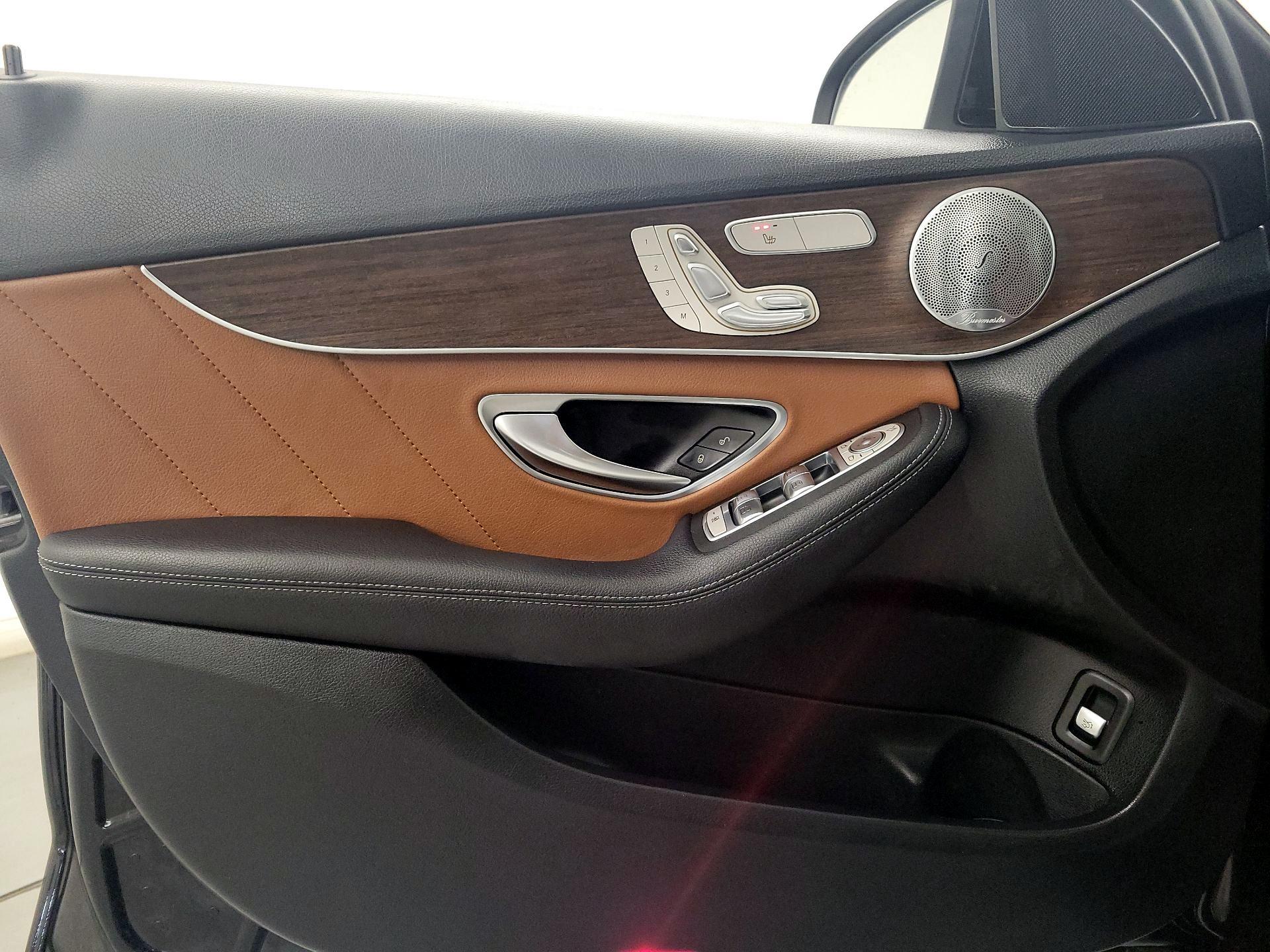 Thumbnail: 2020 Mercedes-Benz C-Class - 12