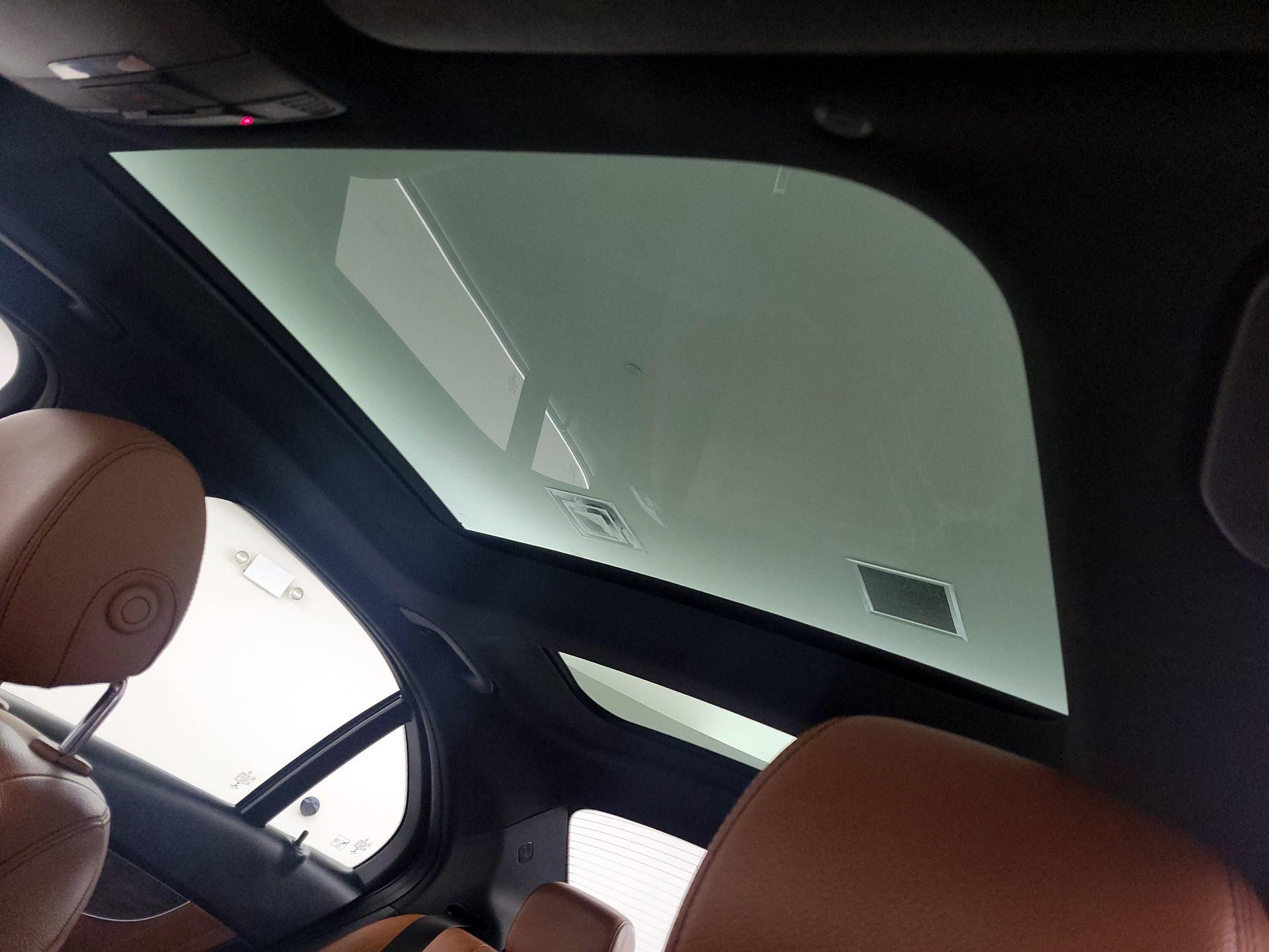 Thumbnail: 2020 Mercedes-Benz C-Class - 19