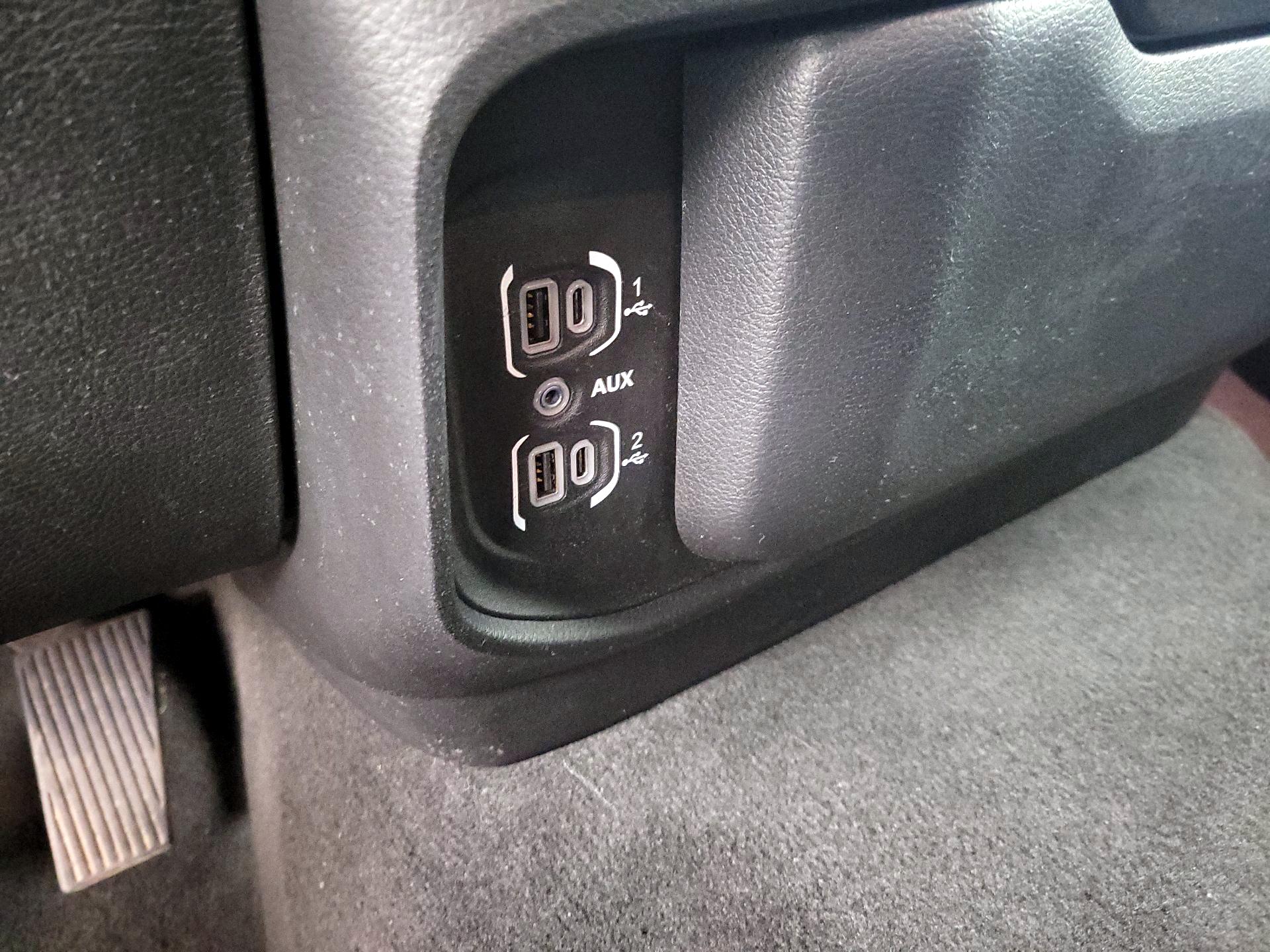 Thumbnail: 2022 RAM 1500 - 18