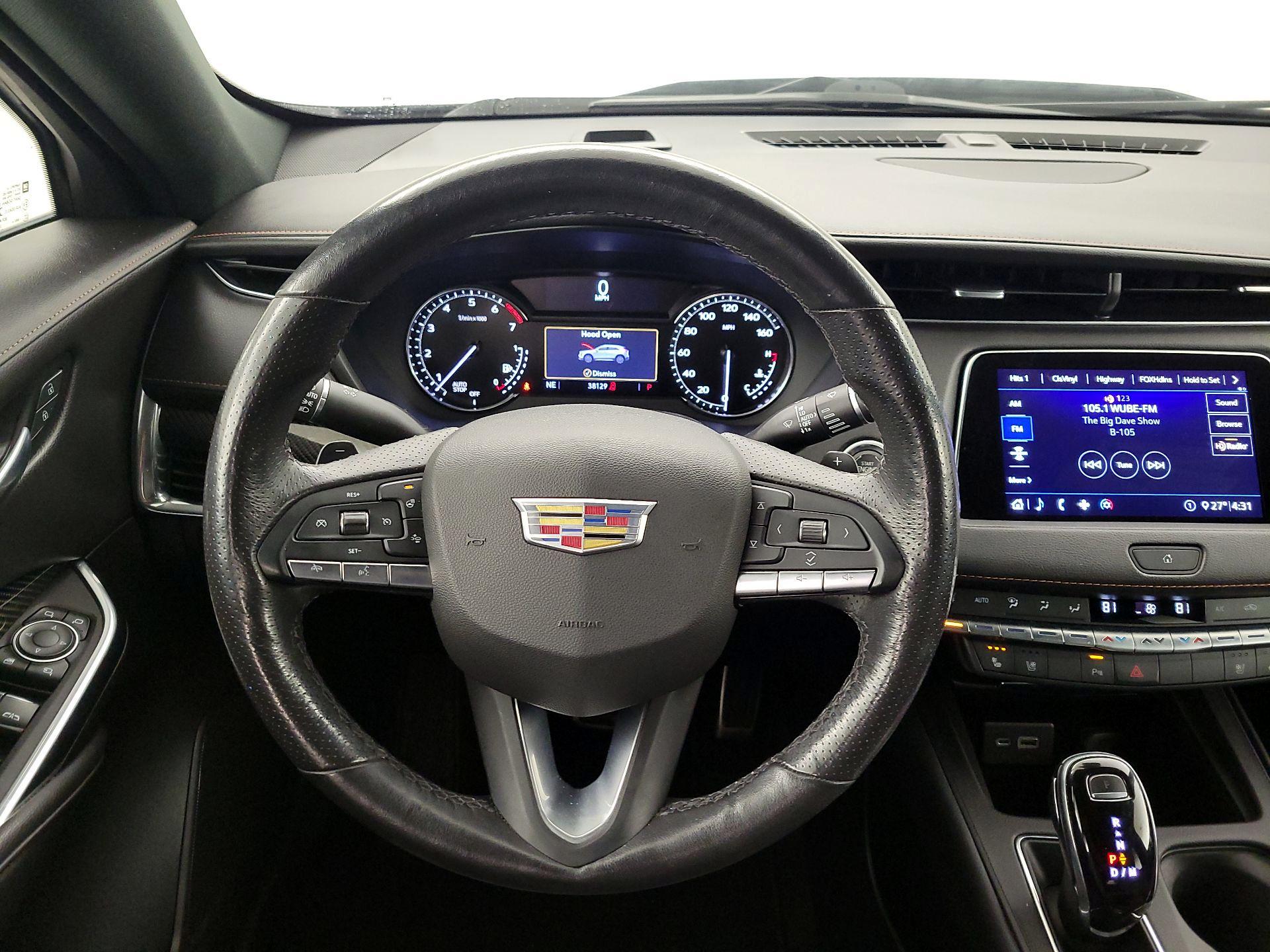 Thumbnail: 2020 Cadillac XT4 - 10