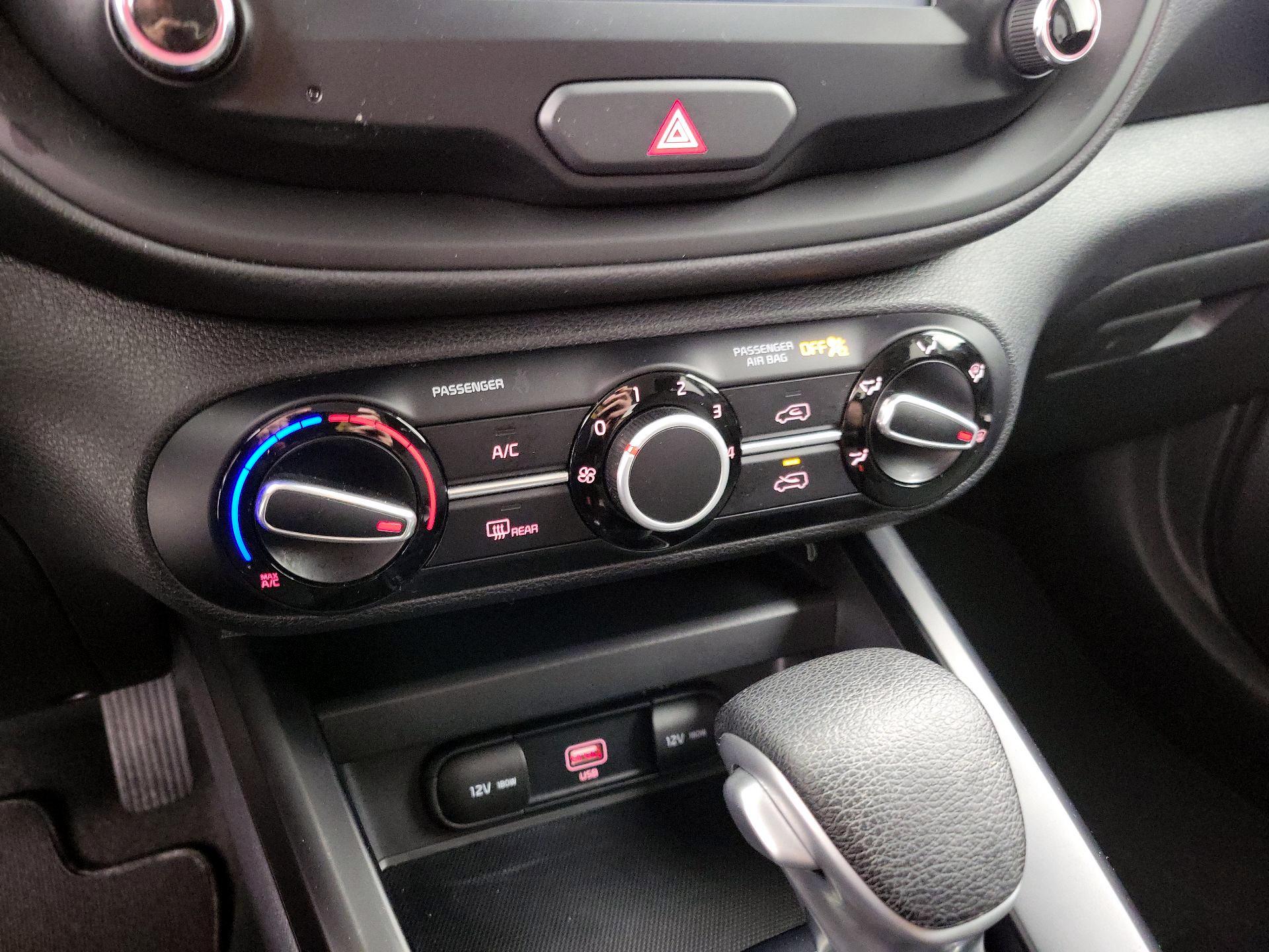 Thumbnail: 2021 Kia Soul - 16