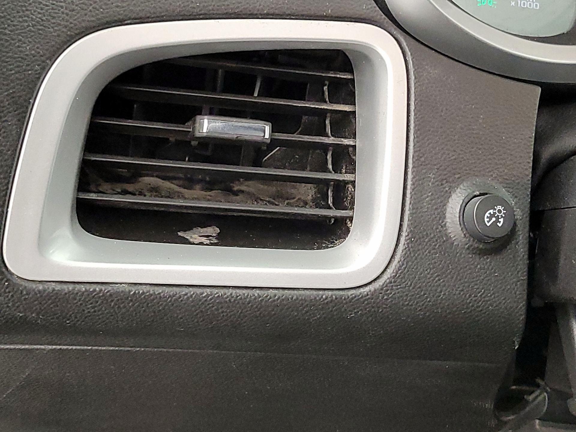 Thumbnail: 2017 Chevrolet Equinox - 13