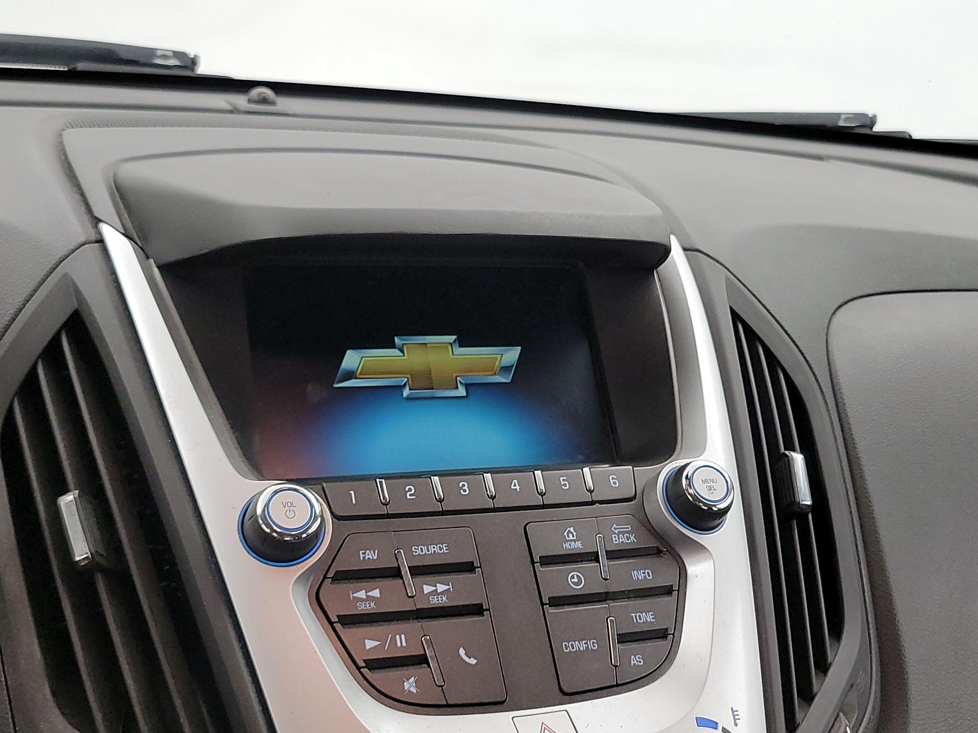 Thumbnail: 2017 Chevrolet Equinox - 15