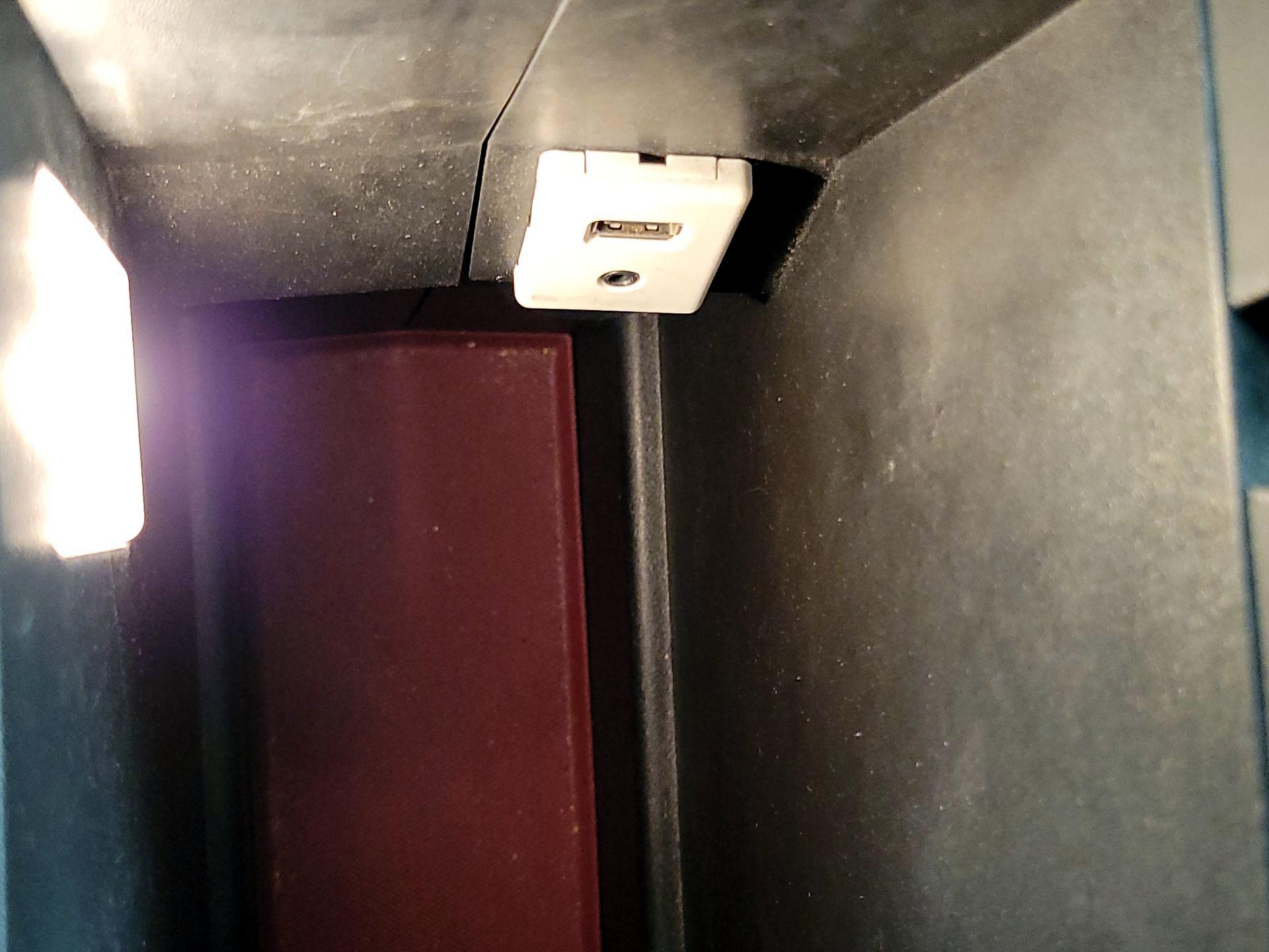 Thumbnail: 2017 Chevrolet Equinox - 18