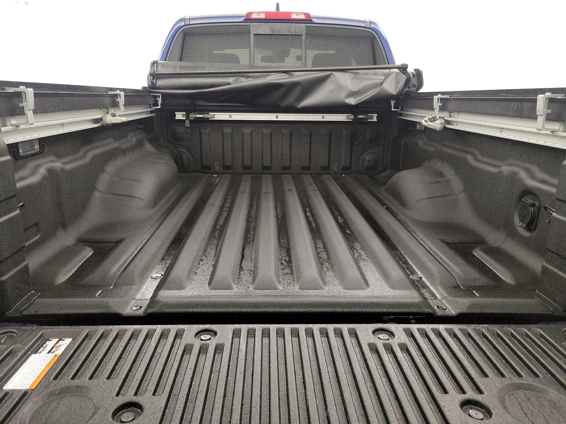 Thumbnail: 2022 Nissan Frontier - 20