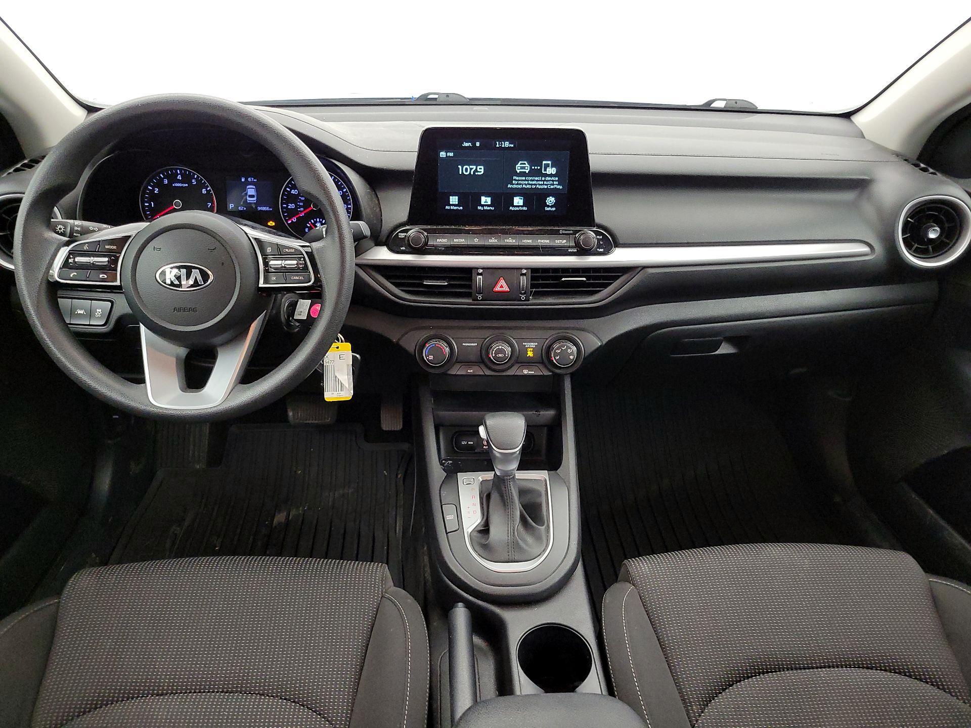 Thumbnail: 2020 Kia Forte - 9