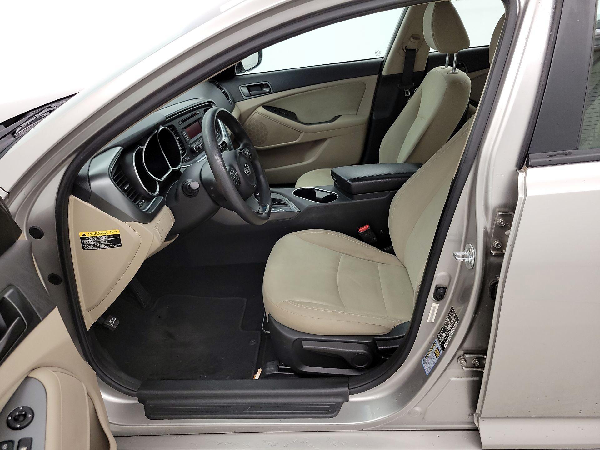 Thumbnail: 2015 Kia Optima - 11