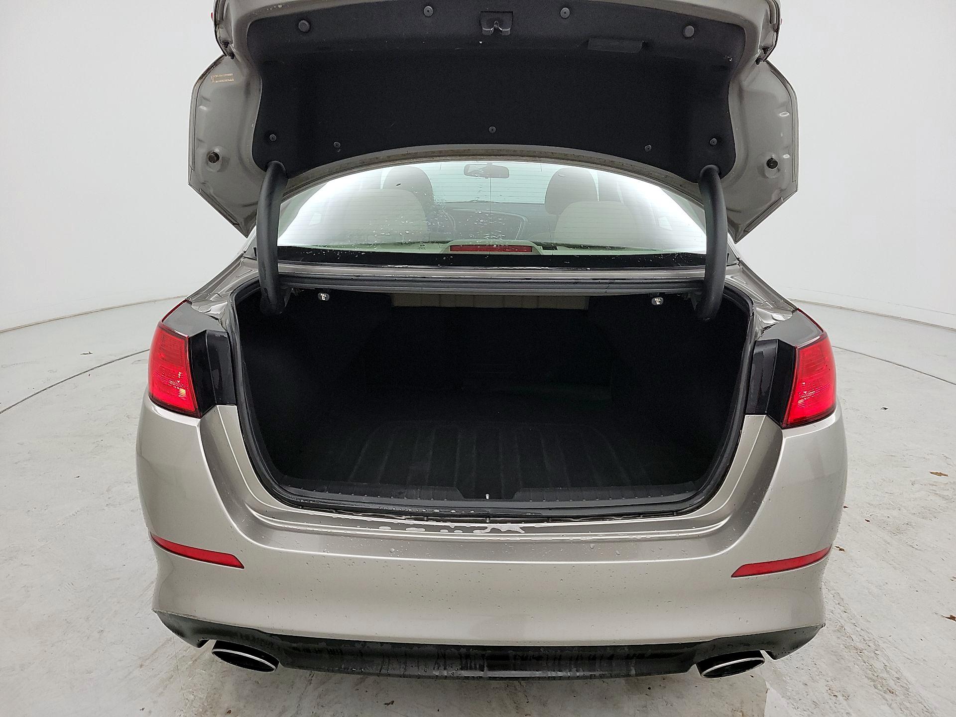 Thumbnail: 2015 Kia Optima - 19